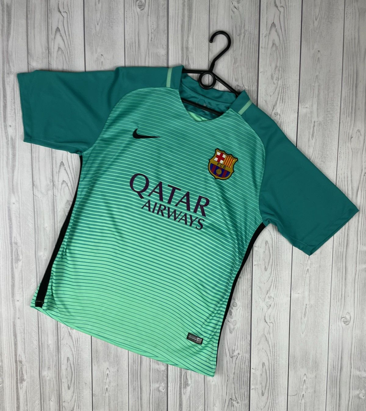 Vintage Vintage 10 messi soccer tee rare size L Size US L / EU 52-54 / 3 - 2 Thumbnail
