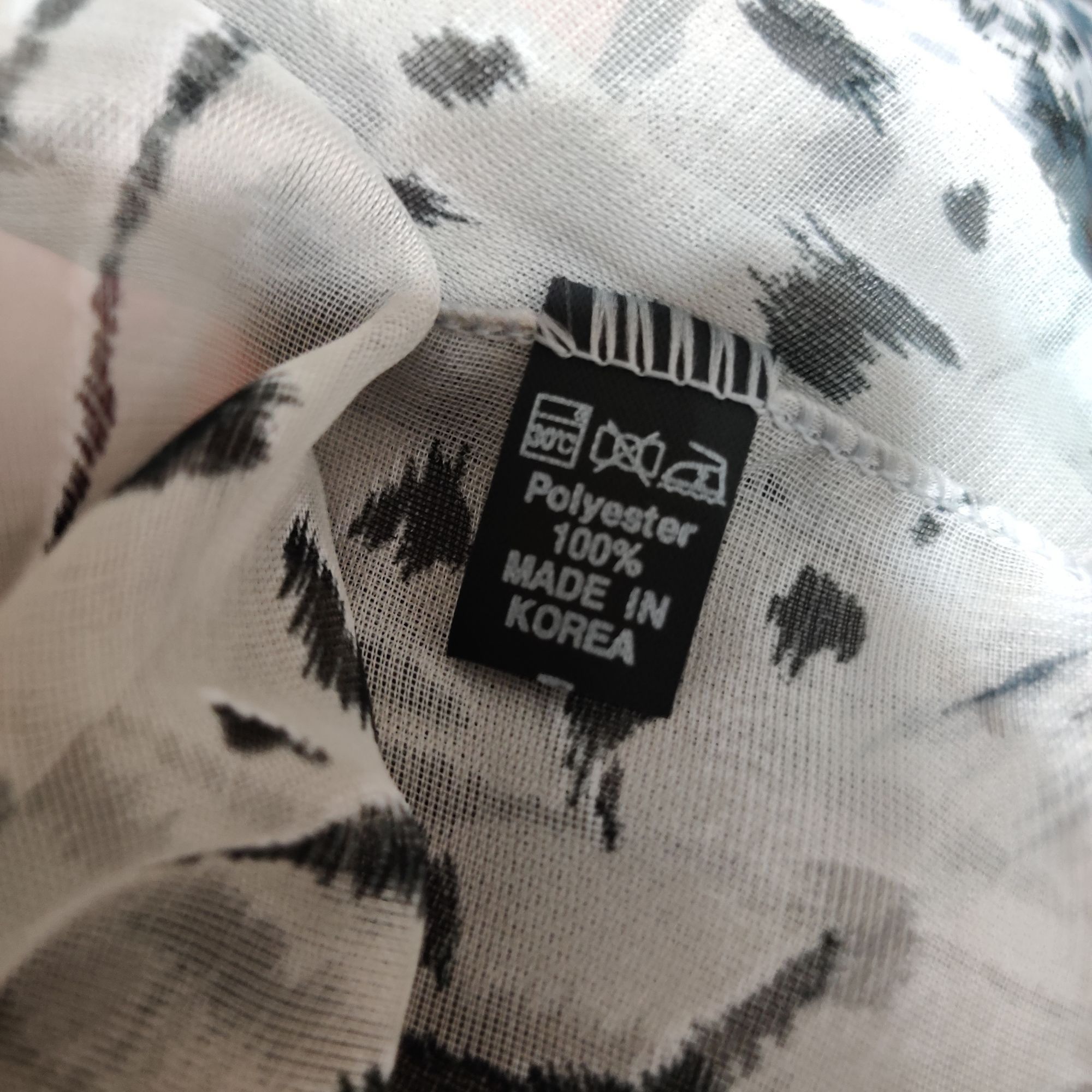 Other Sheer Gray Animal Print Scarf Lightweight Lion Leopard Graph Size ONE SIZE - 8 Thumbnail