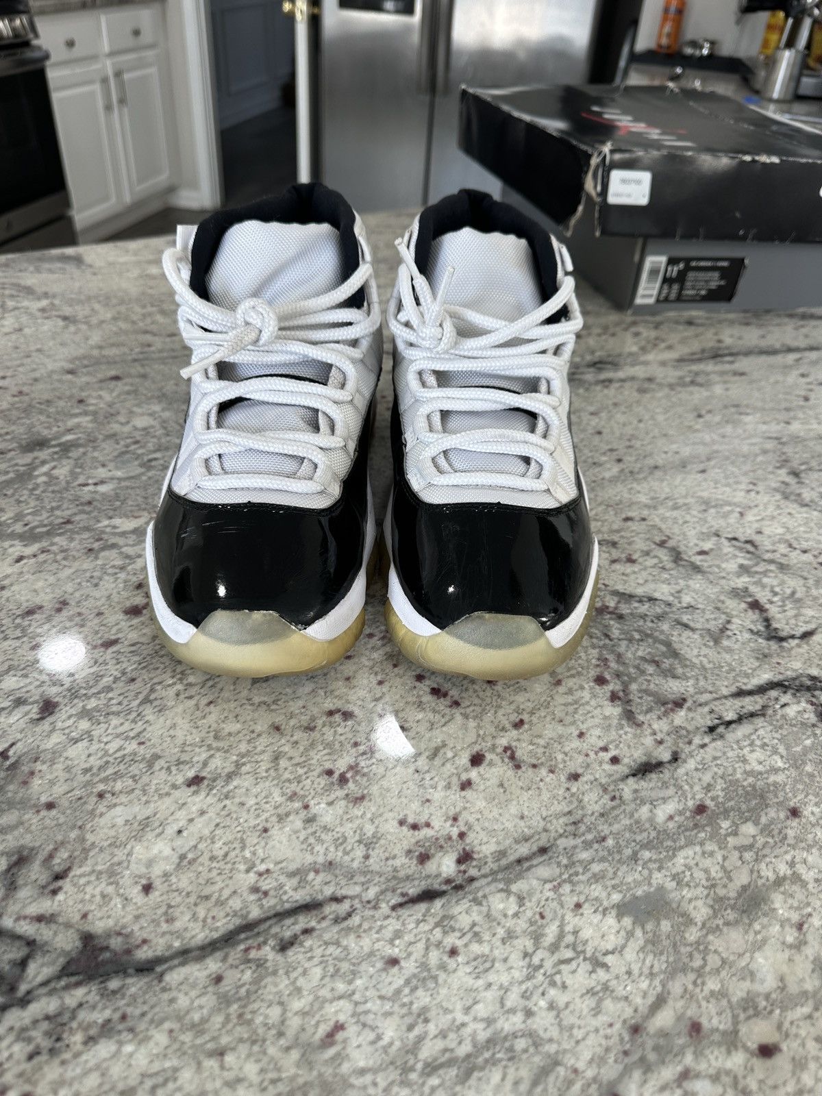 Nike Nike Air Jordan 11 Retro Concord High Top 2018 Size 11.5 Size US 11.5 / EU 44-45 - 1 Thumbnail