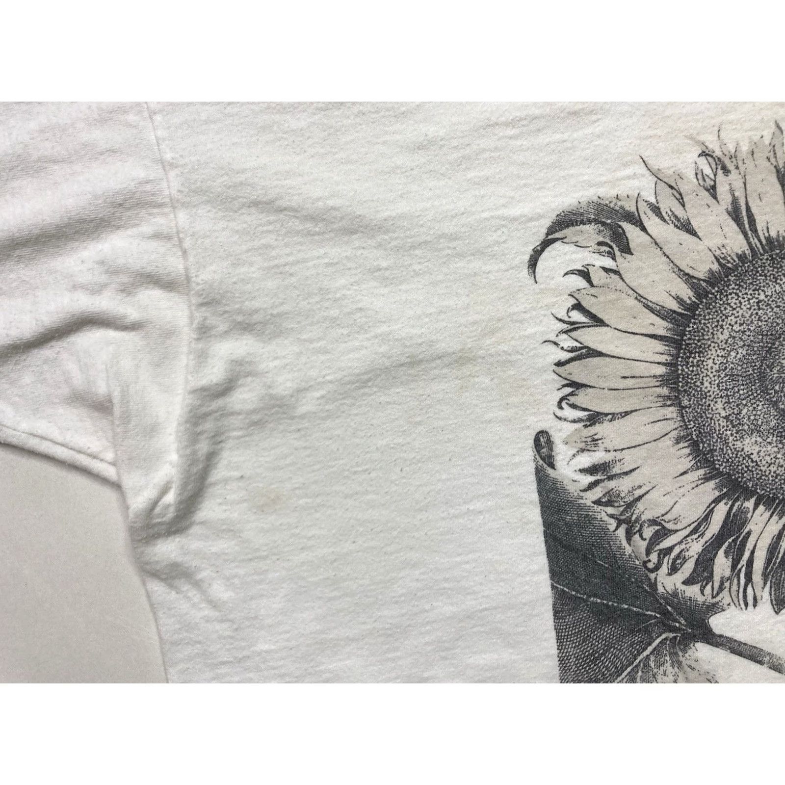 Fruit Of The Loom VINTAGE Sunflower T-shirt Women XL Cropped 90s Flowers Short Sleeve Crew Neck Fruit of the Loom Size XL / US 12-14 / IT 48-50 - 6 Thumbnail