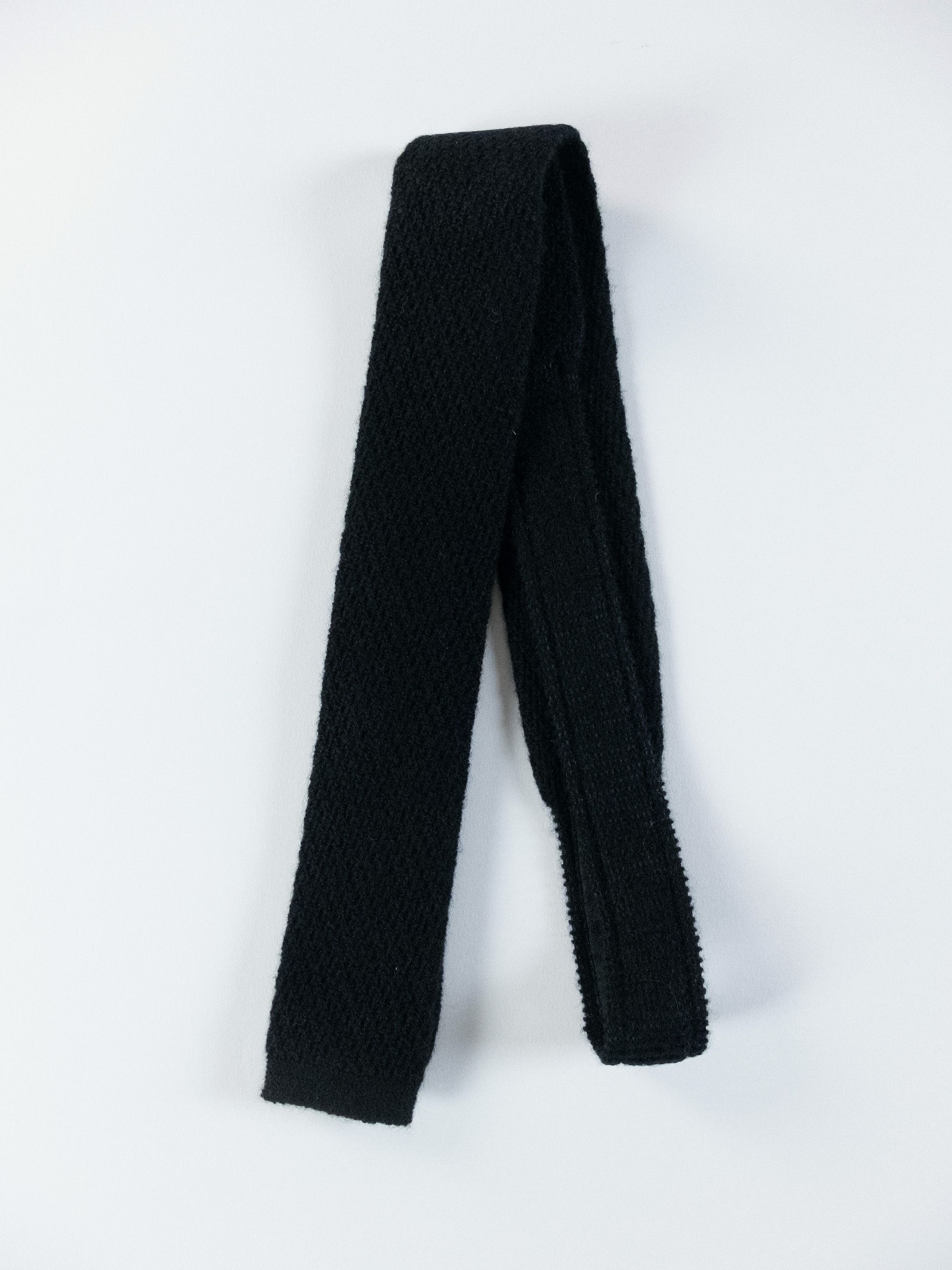 Burberry BURBERRY solid black knit cashmere tie authentic Size ONE SIZE - 1 Thumbnail