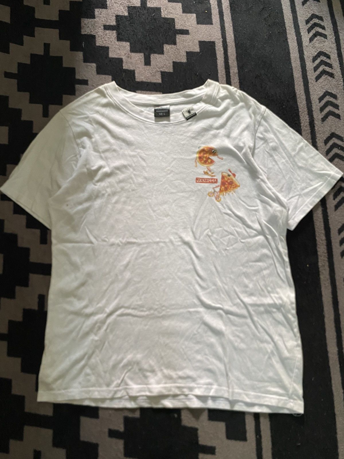 Designer × Japanese Brand × Maison MIHARA YASUHIRO Miharayasuhiro PIZZA-LA tshirt Size US L / EU 52-54 / 3 - 1 Thumbnail
