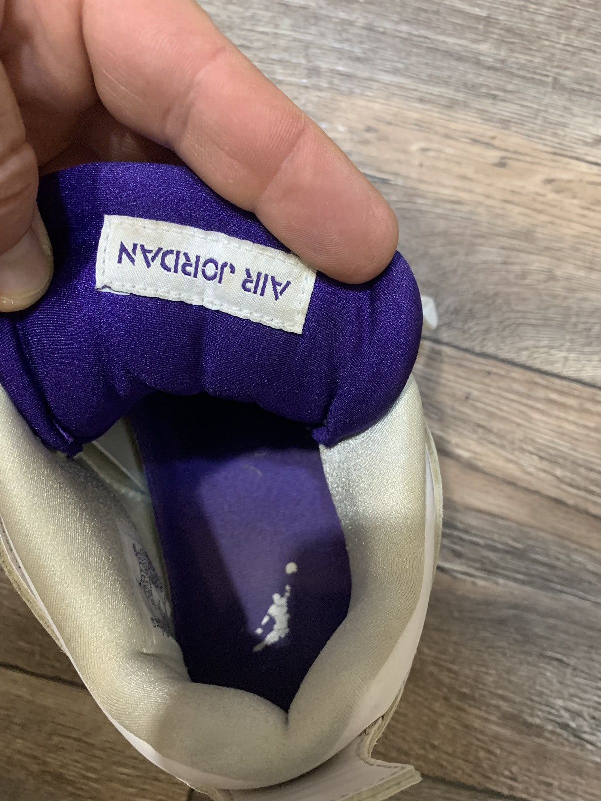 Jordan Brand × Nike Nike Air Jordan 4 Retro Purple Metallic White Size US10 Size US 10 / EU 43 - 10 Thumbnail