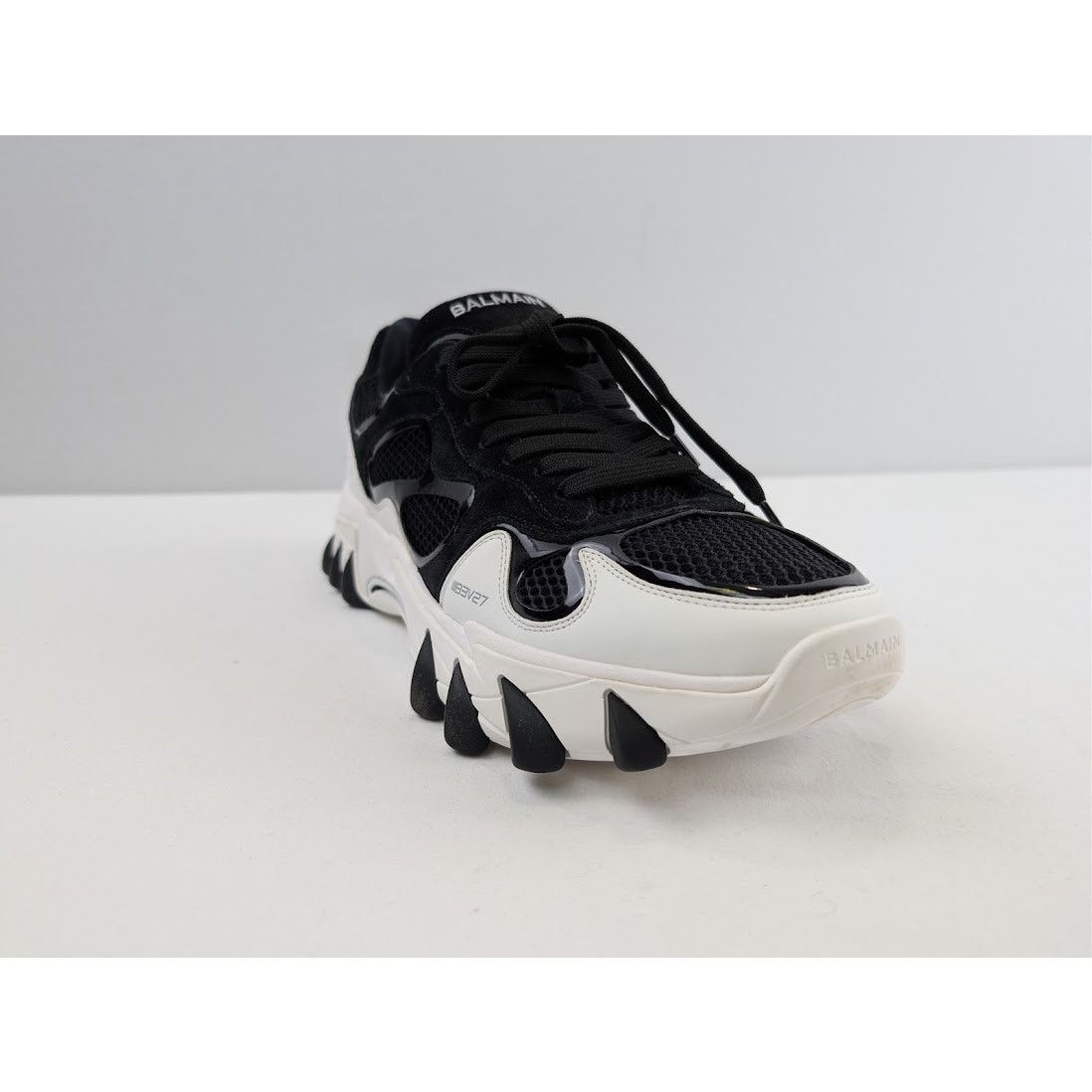 Balmain o1rshd1 Men's B-East Low-Top Sneakers in Black/White Size US 12 / EU 45 - 2 Thumbnail