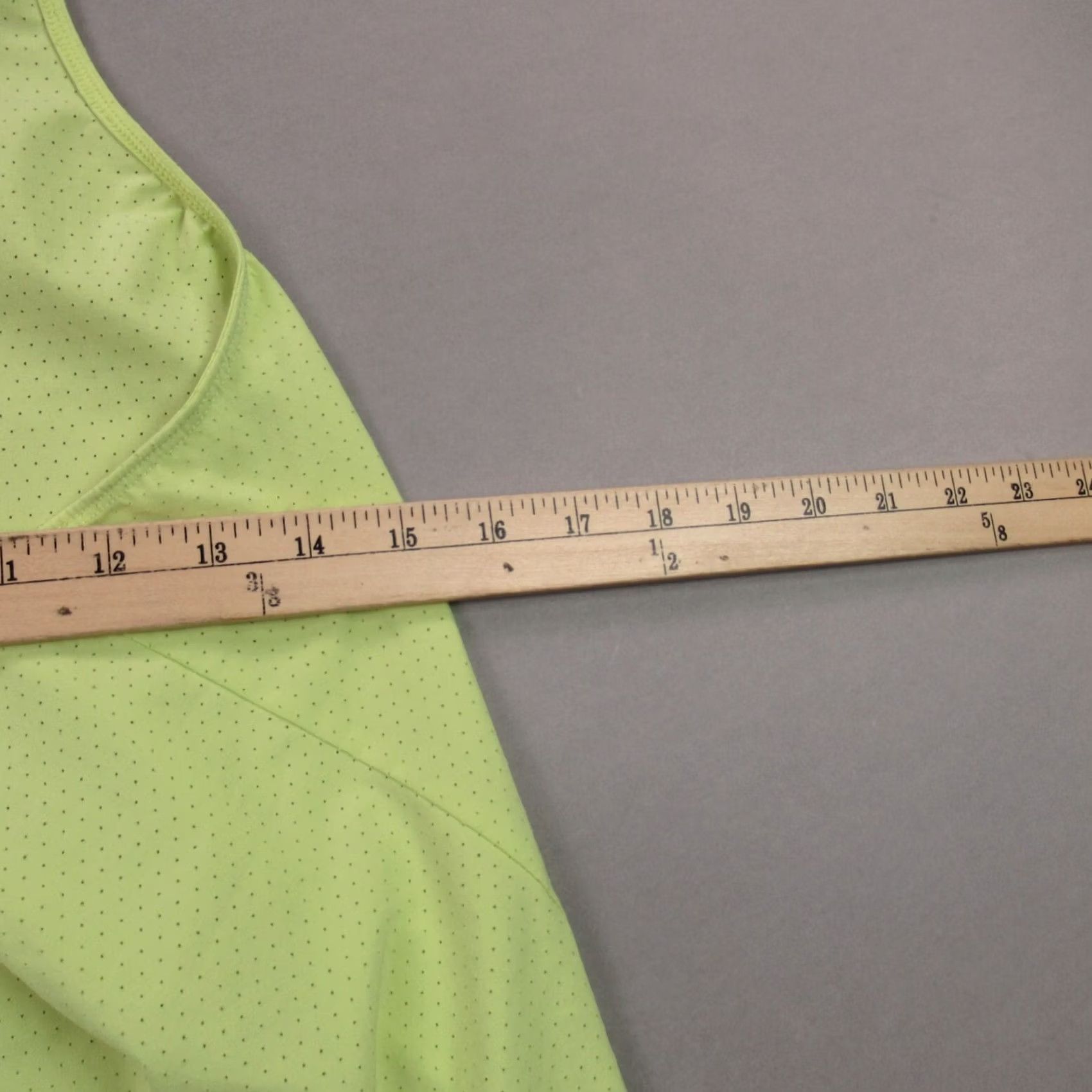 Vintage REI Tank Top Womens Small Sleeveless Lightweight Stretch Workout Yellow Size S / US 4 / IT 40 - 6 Thumbnail