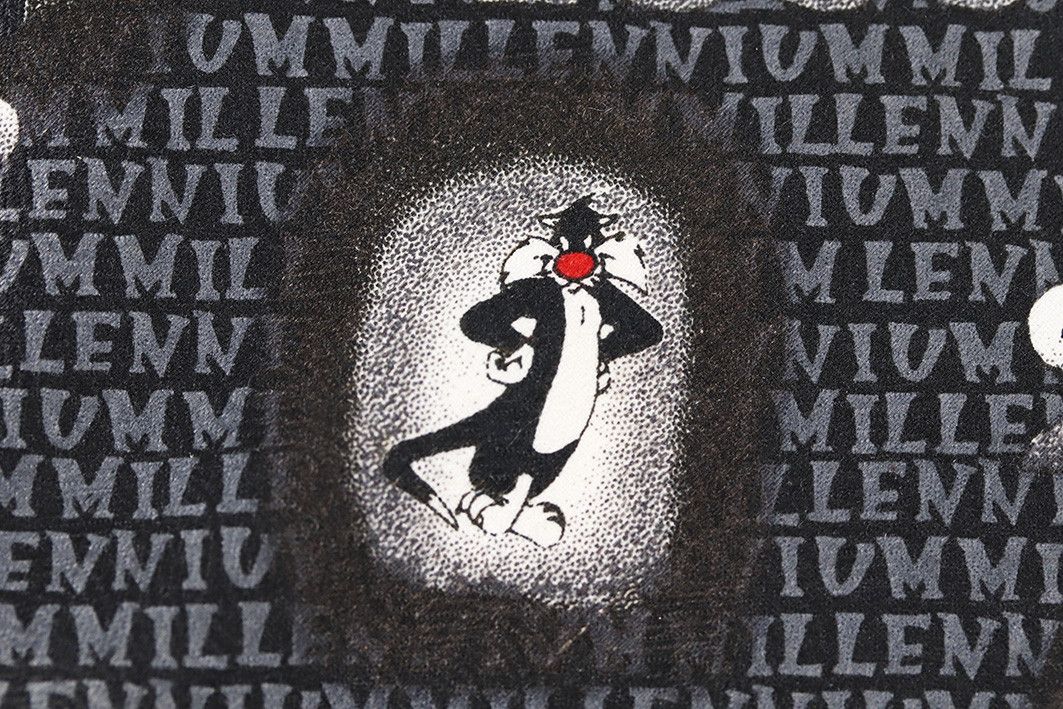 Warner Bros Looney Tunes Sylvester Millennium Tie – 1999 Warner Bros Size ONE SIZE - 8 Thumbnail
