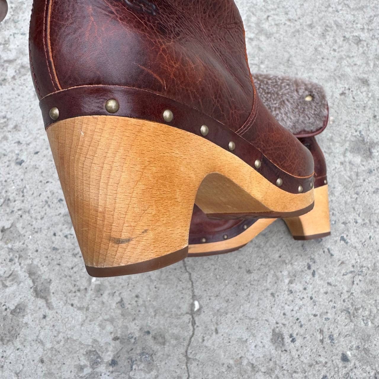 Ugg Vintage Women's boots with wooden soles Ugg Size 38 Size US 8 / IT 38 - 10 Thumbnail