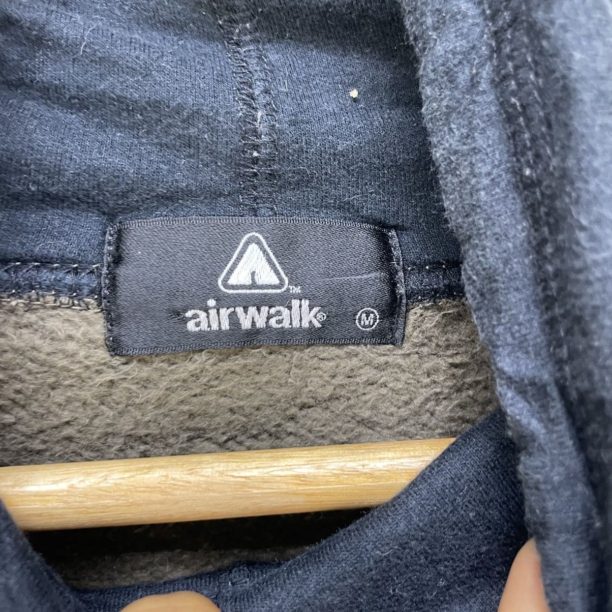 Airwalk 💥Vintage Air walk Small Logo Crewneck Sweatshirt Size US M / EU 48-50 / 2 - 5 Thumbnail