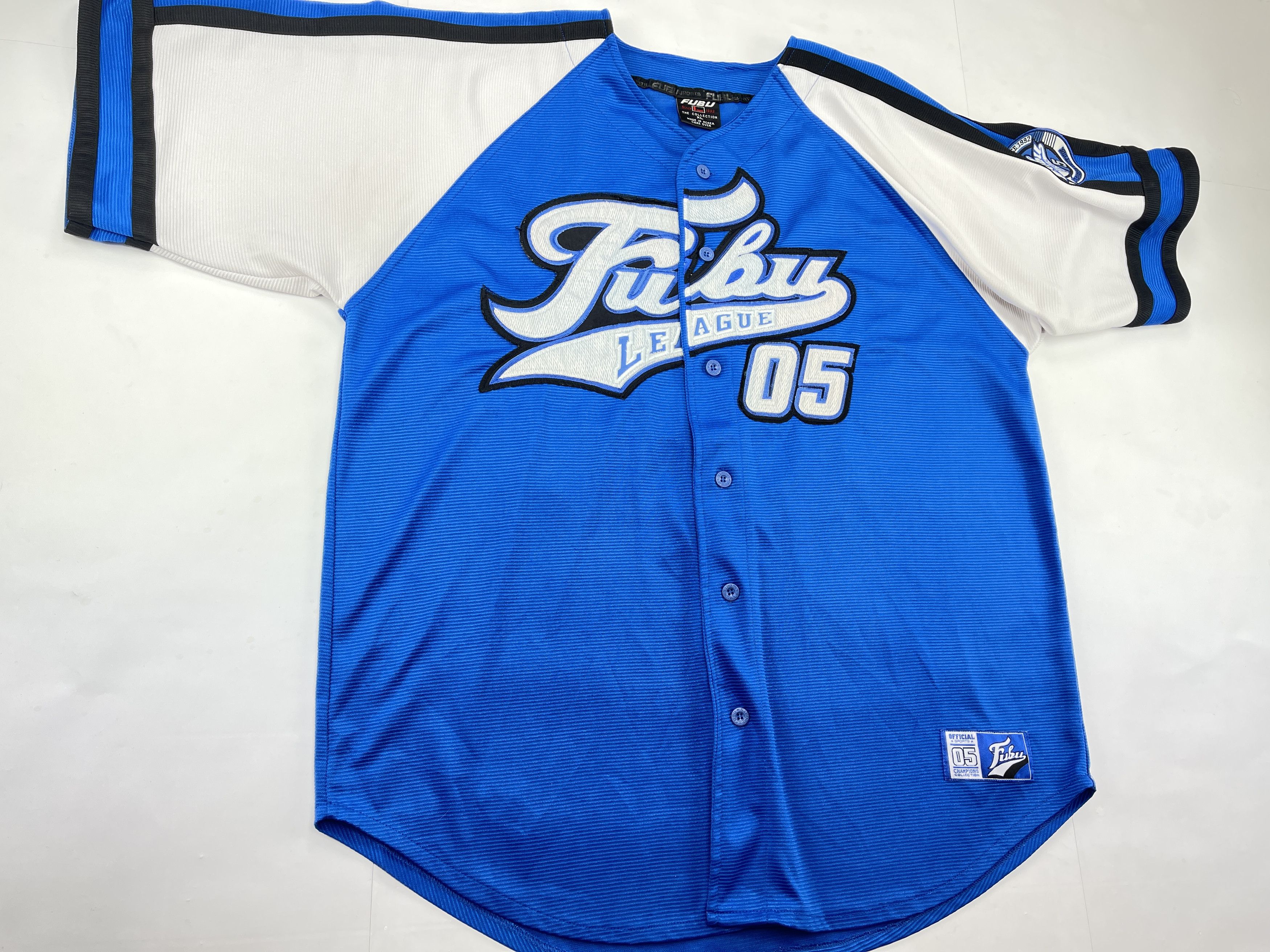 Fubu FUBU jersey, vintage hip hop t-shirt, 90s hip hop skater XL Size US XL / EU 56 / 4 - 2 Thumbnail