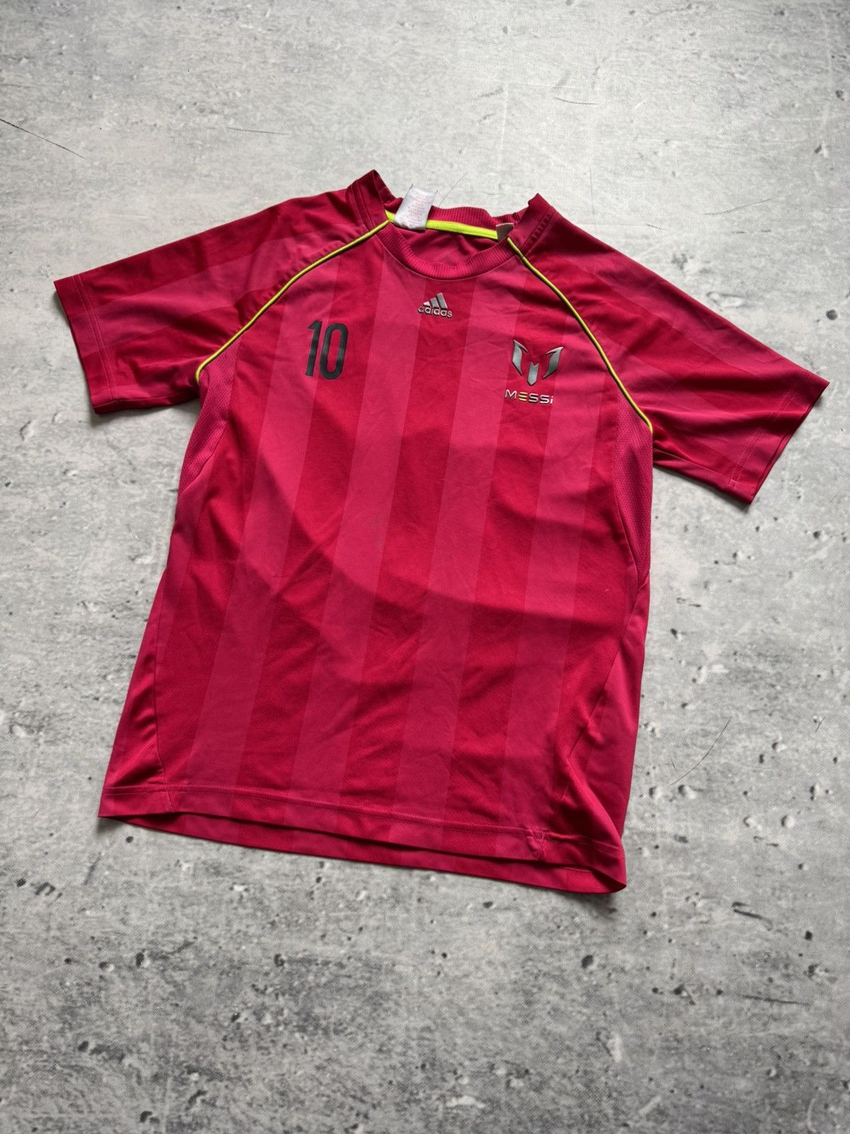 Adidas × Vintage ADIDAS MESSI Jersey tee 2014 Size M / US 6-8 / IT 42-44 - 1 Thumbnail
