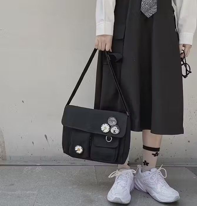 Japanese Brand Canvas Messenger Bag Size ONE SIZE - 7 Thumbnail
