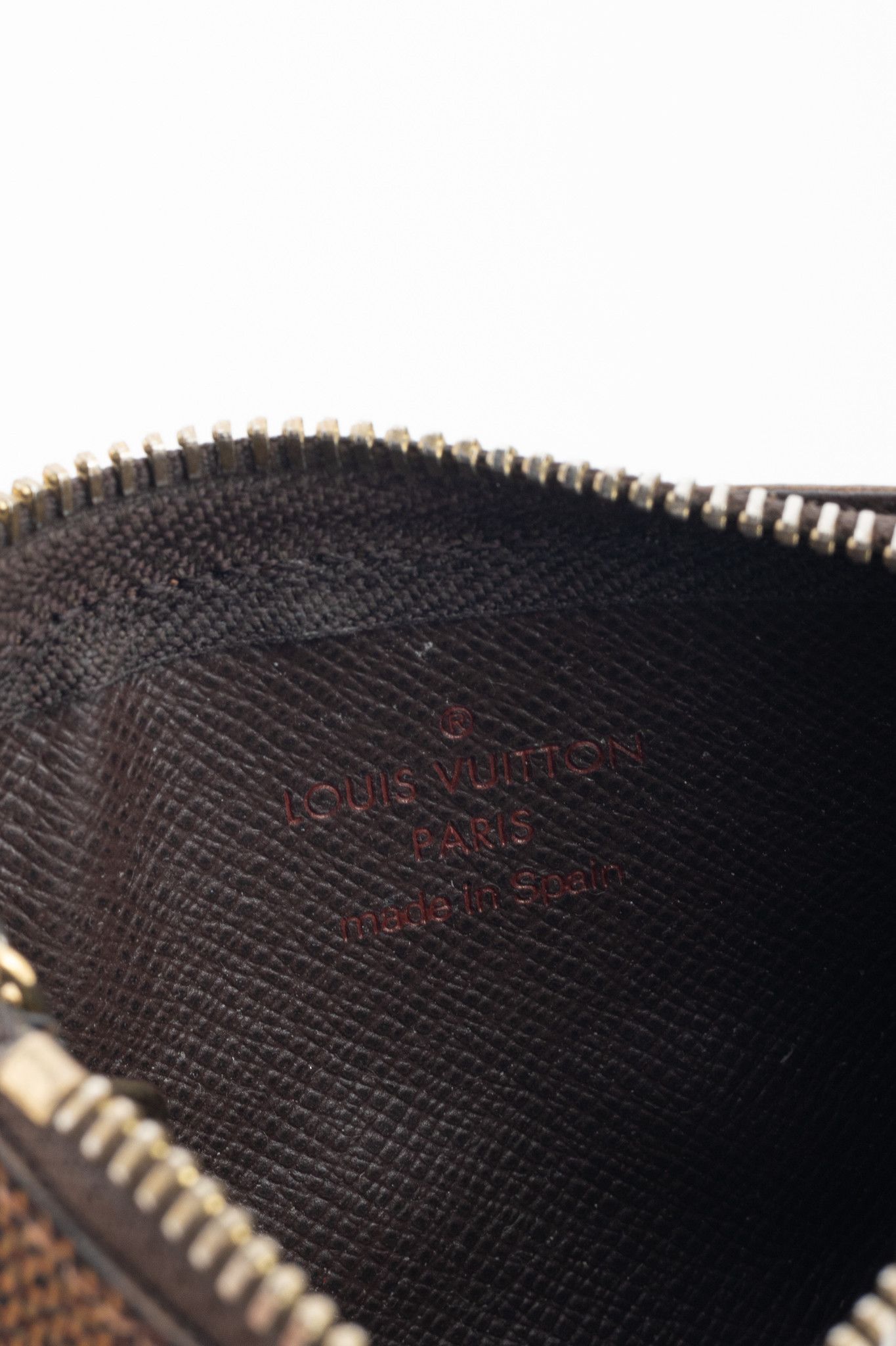 Louis Vuitton Louis Vuitton Damier Ebene Canvas Key Pouch Size ONE SIZE - 7 Thumbnail