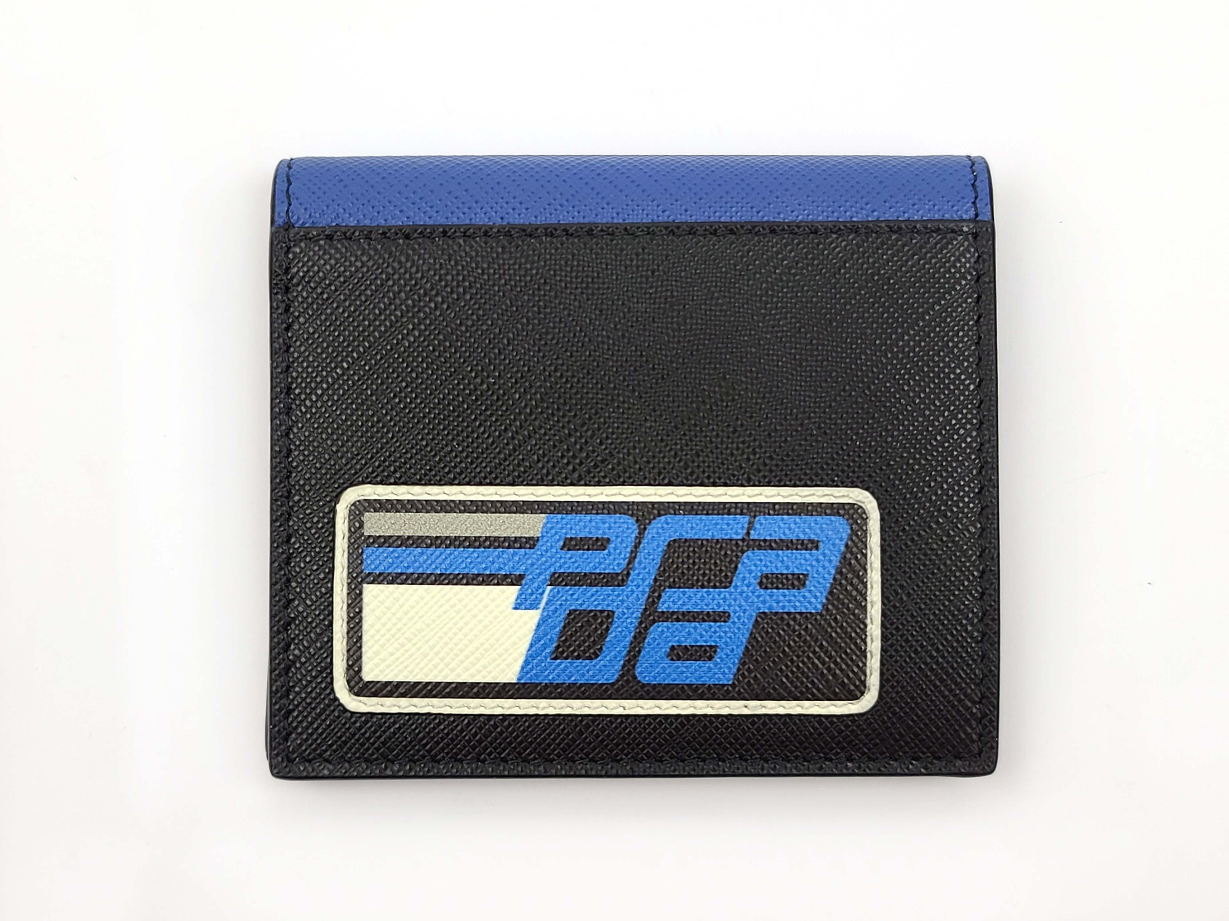 Prada F/W 2018 Saffiano Leather Logo Patch Bifold Wallet NIB Size ONE SIZE - 1 Thumbnail