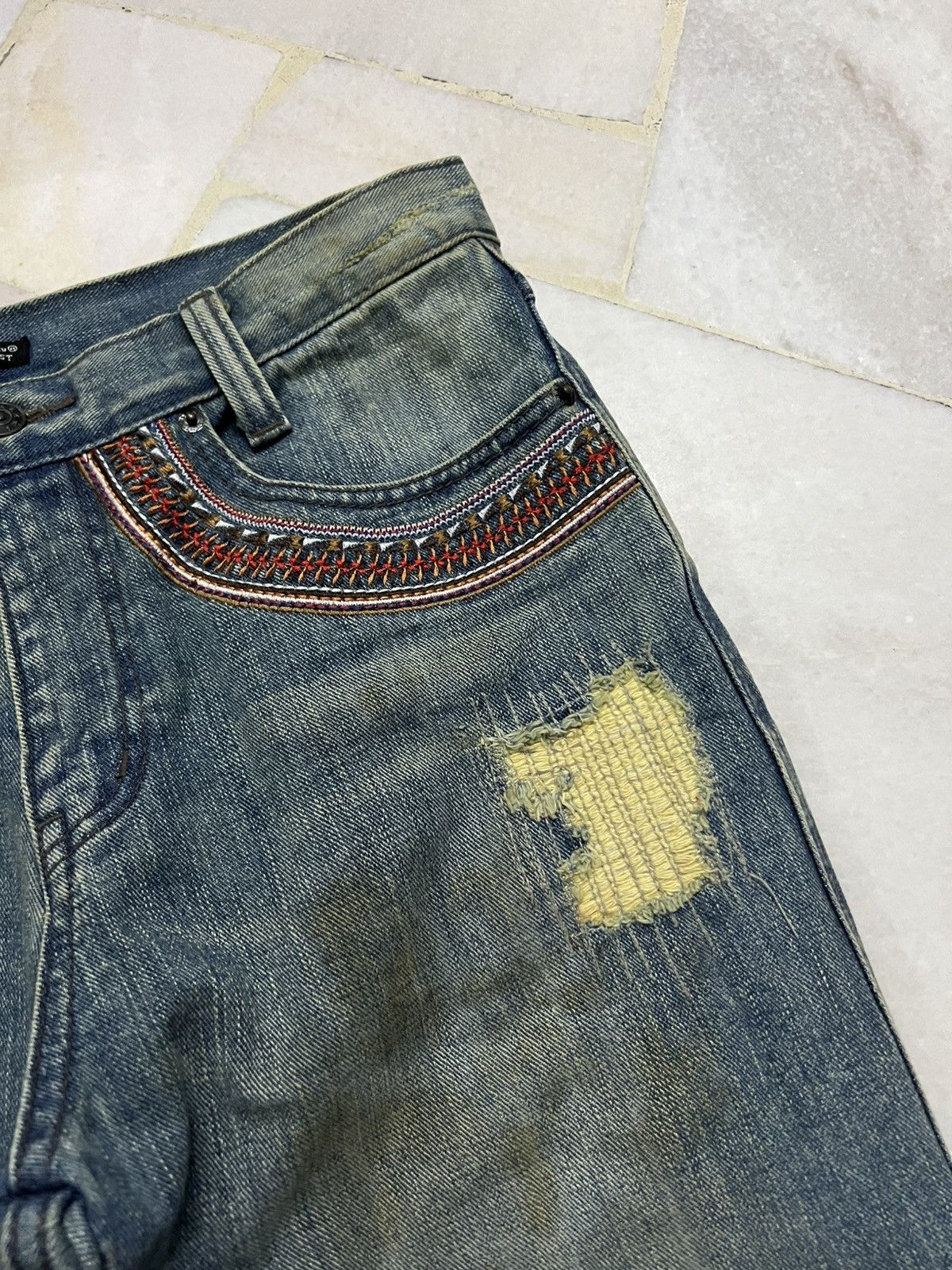 Japanese Brand × Jean × Vintage Japanese brand exhibitionist Distress Dirty Jean Size US 32 / EU 48 - 9 Thumbnail