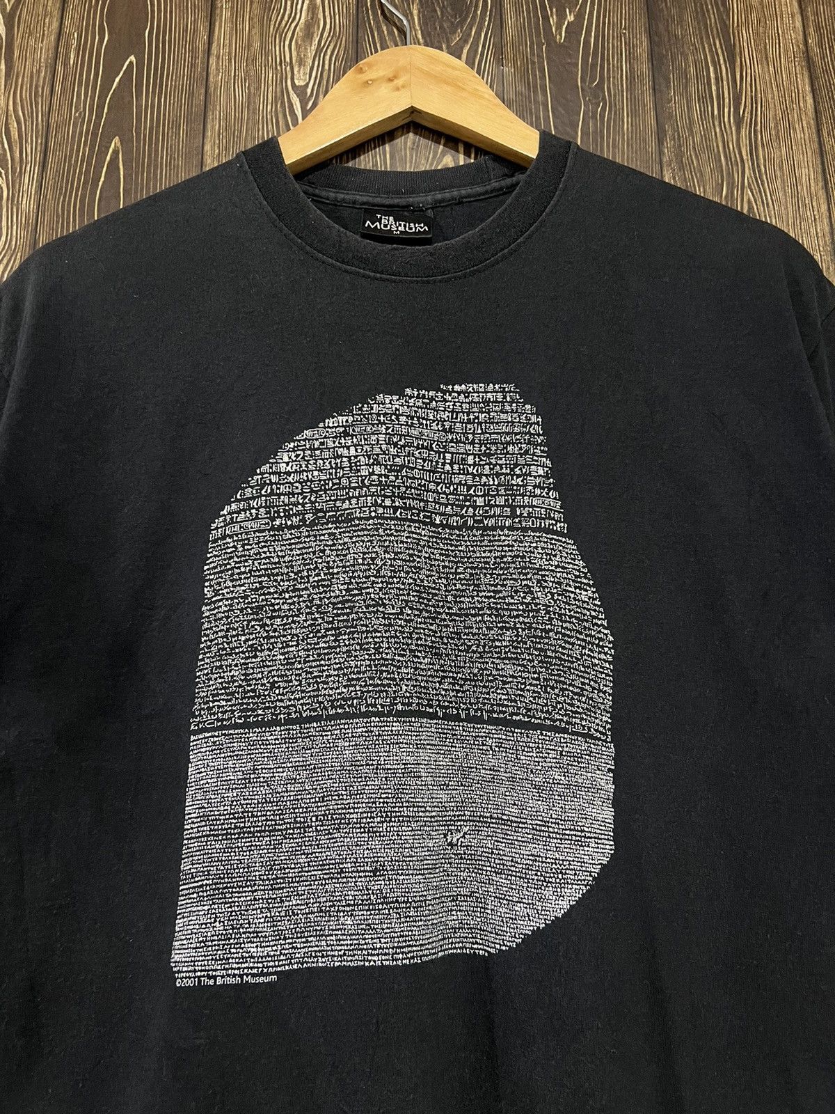 Vintage Vintage The British Museum Hieroglyphs Sanskrit Art Tshirt Size US M / EU 48-50 / 2 - 2 Thumbnail