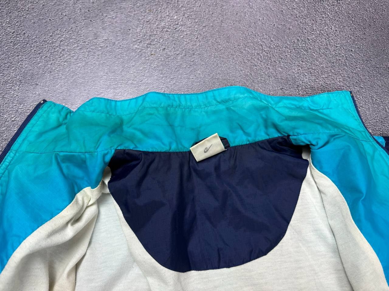 Nike Vintage Nike Jacket size S Size US S / EU 44-46 / 1 - 9 Thumbnail