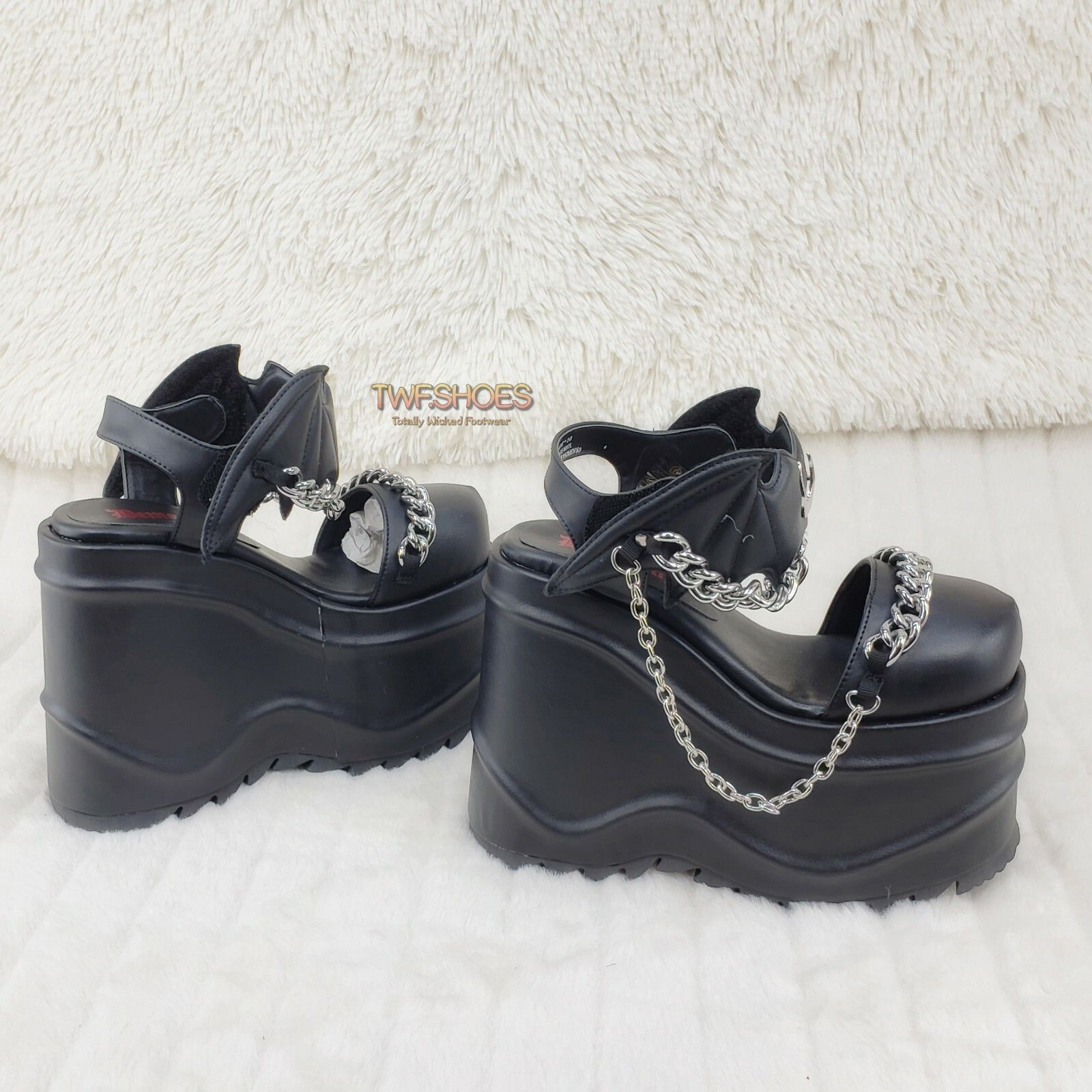 Other Wave 20 - 6" Platform Goth Bat Chain Closure Sandals Shoes M Size US 9 / IT 39 - 6 Thumbnail