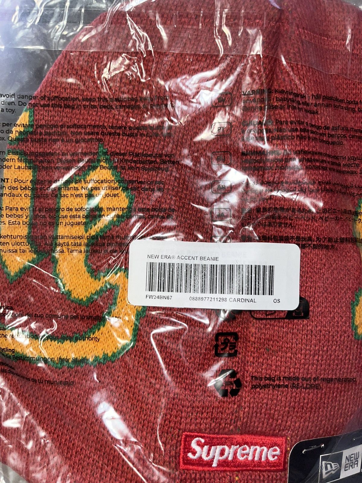 New Era × Supreme Supreme New era accent beanie, red FW 24 Size ONE SIZE - 2 Thumbnail
