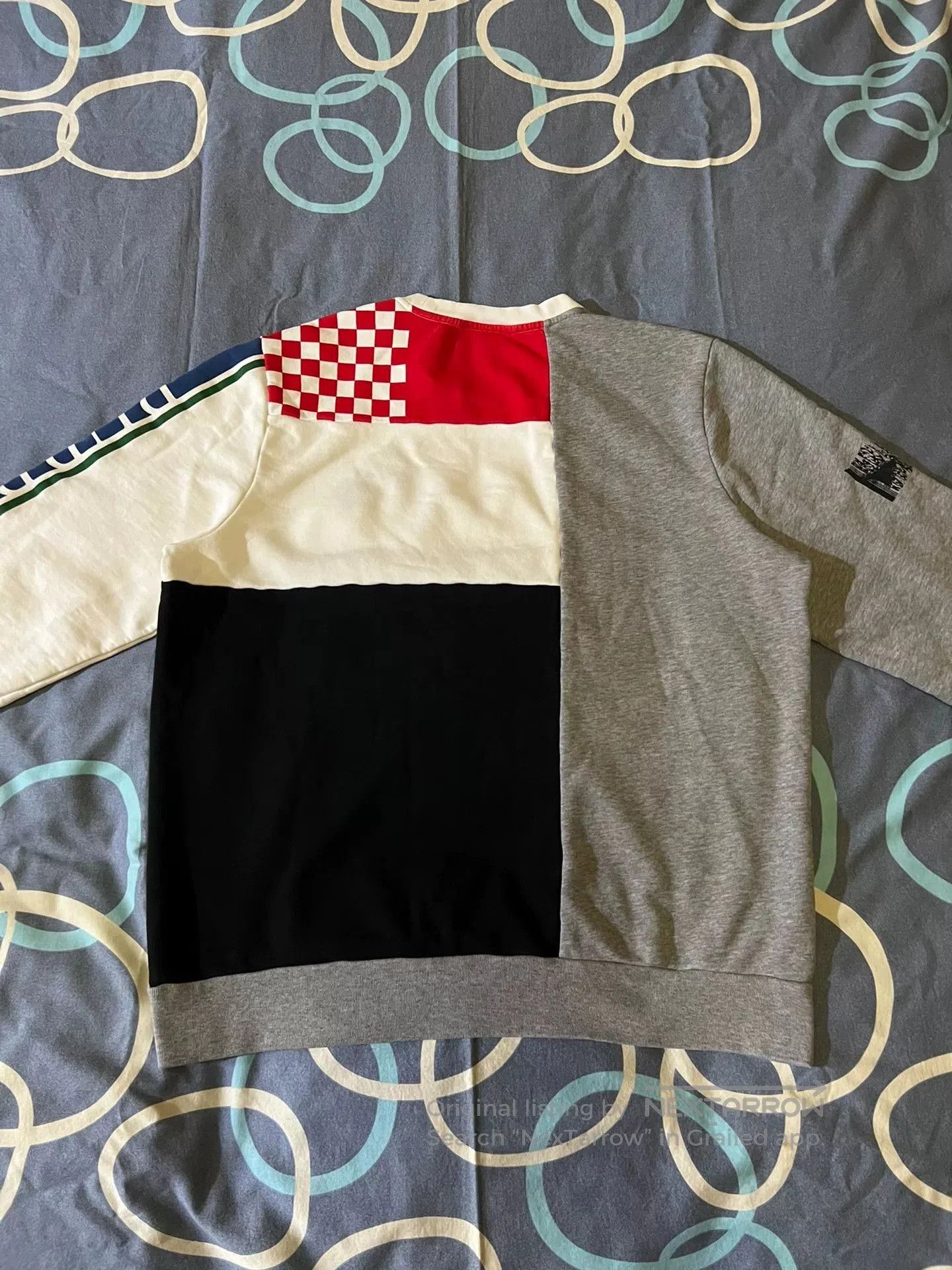 Burberry Burberry Spliced Color Warhorse Embroidery Sweater. Size US XL / EU 56 / 4 - 4 Thumbnail
