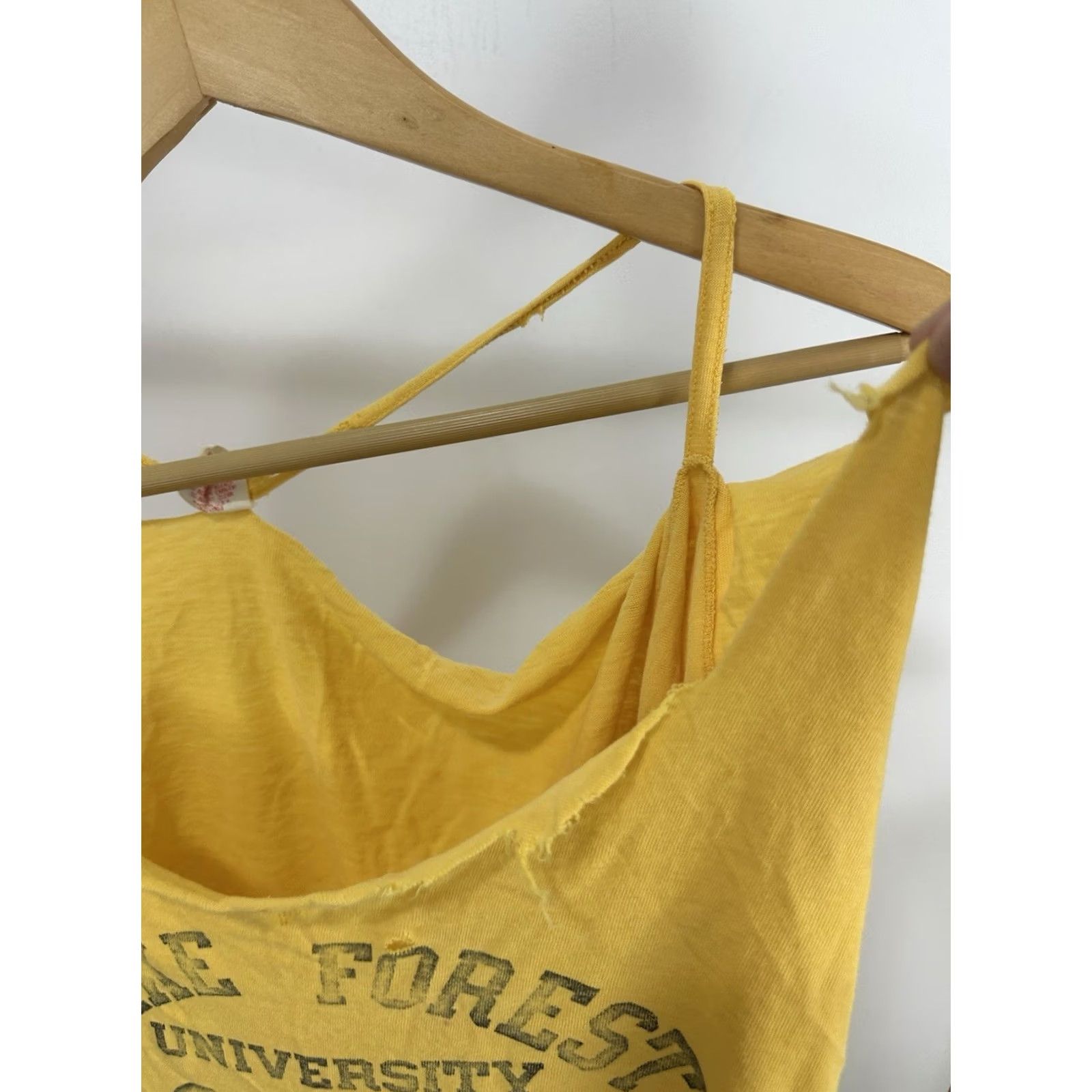 Disney VINTAGE Wake Forest University Disney Tangerine Bowl 1979 Thrashed Worn T-Shirt Mens L Yellow Shirt Distressed Mickey Disney Grunge 70s Size US L / EU 52-54 / 3 - 6 Thumbnail