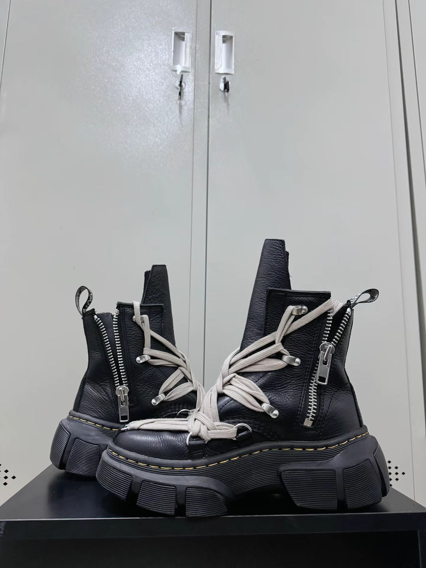 Rick Owens Rick Owens Dr. Martens lace-up pentagram Martens Size US 8 / IT 38 - 4 Thumbnail