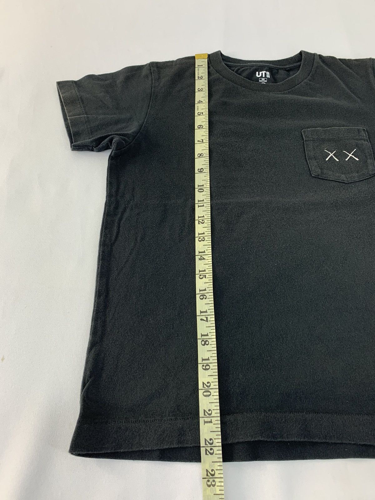 Kaws Kaws Sesame Street Single Pocket Art Logo Tee Size S / US 4 / IT 40 - 11 Thumbnail