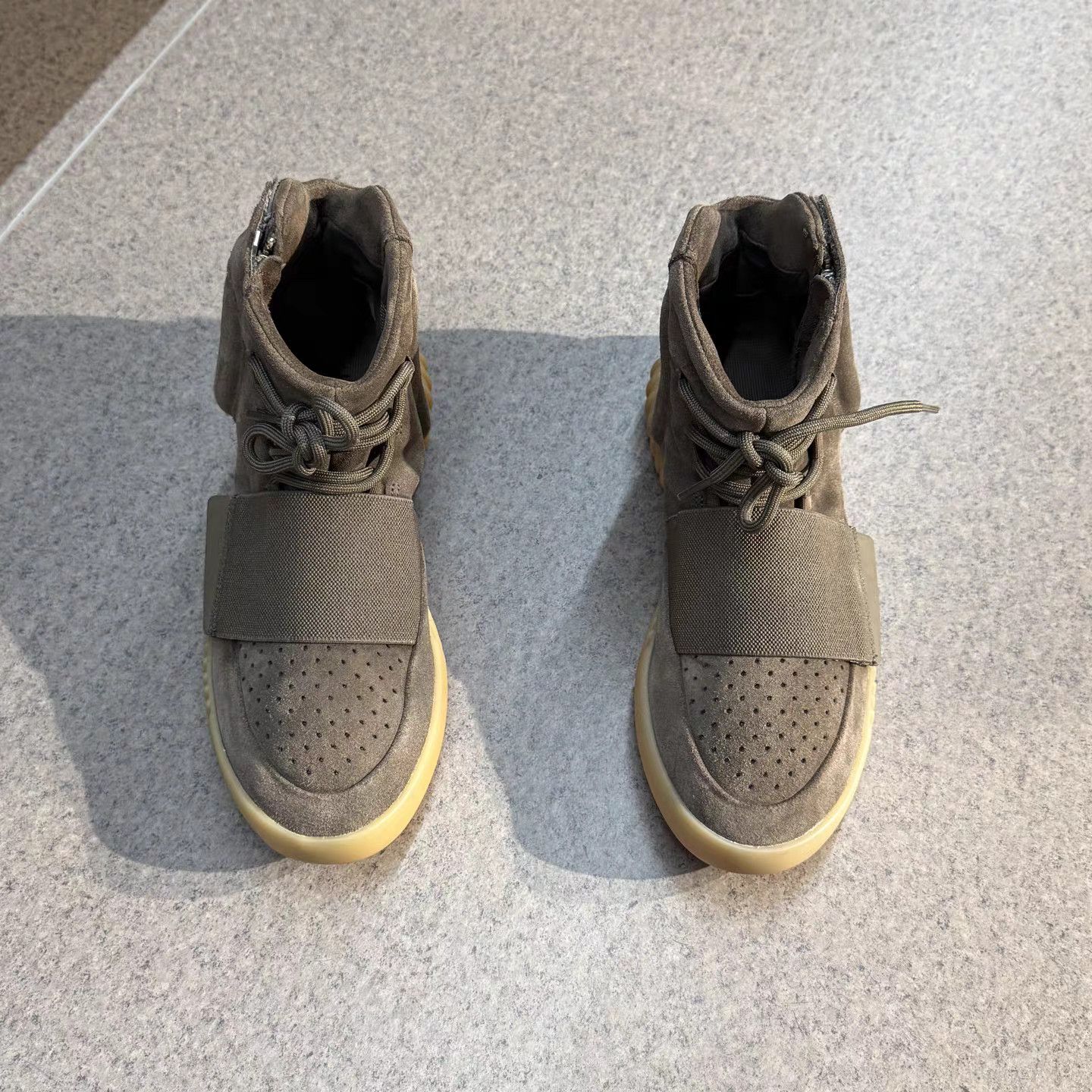 Adidas adidas Yeezy Boost 750 Chocolate K15 Size US 9 / EU 42 - 5 Thumbnail