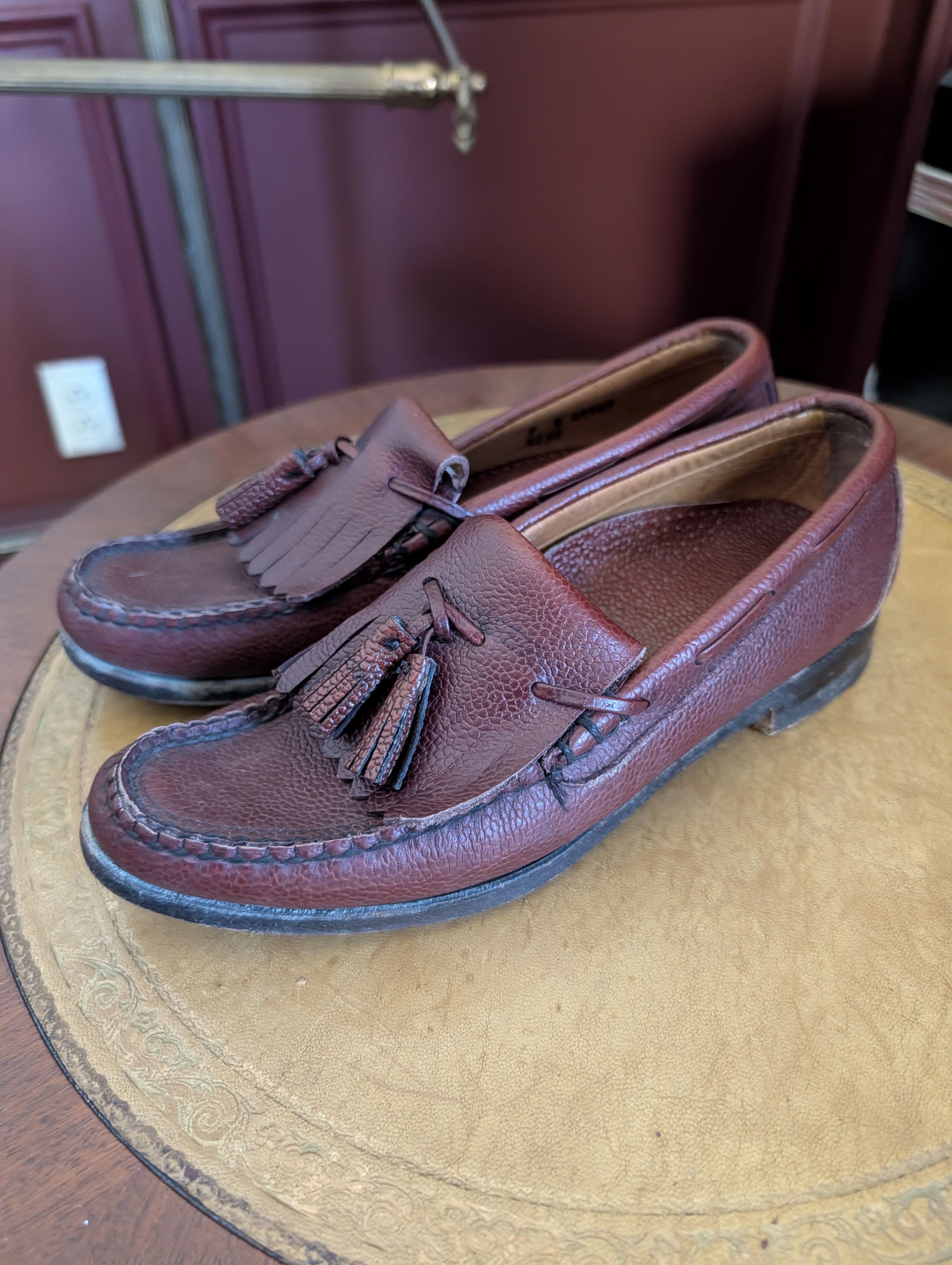Chester Barrie Vtg burgundy pebbled leather hand sews moccasin loafers Size US 7 / EU 40 - 1 Thumbnail
