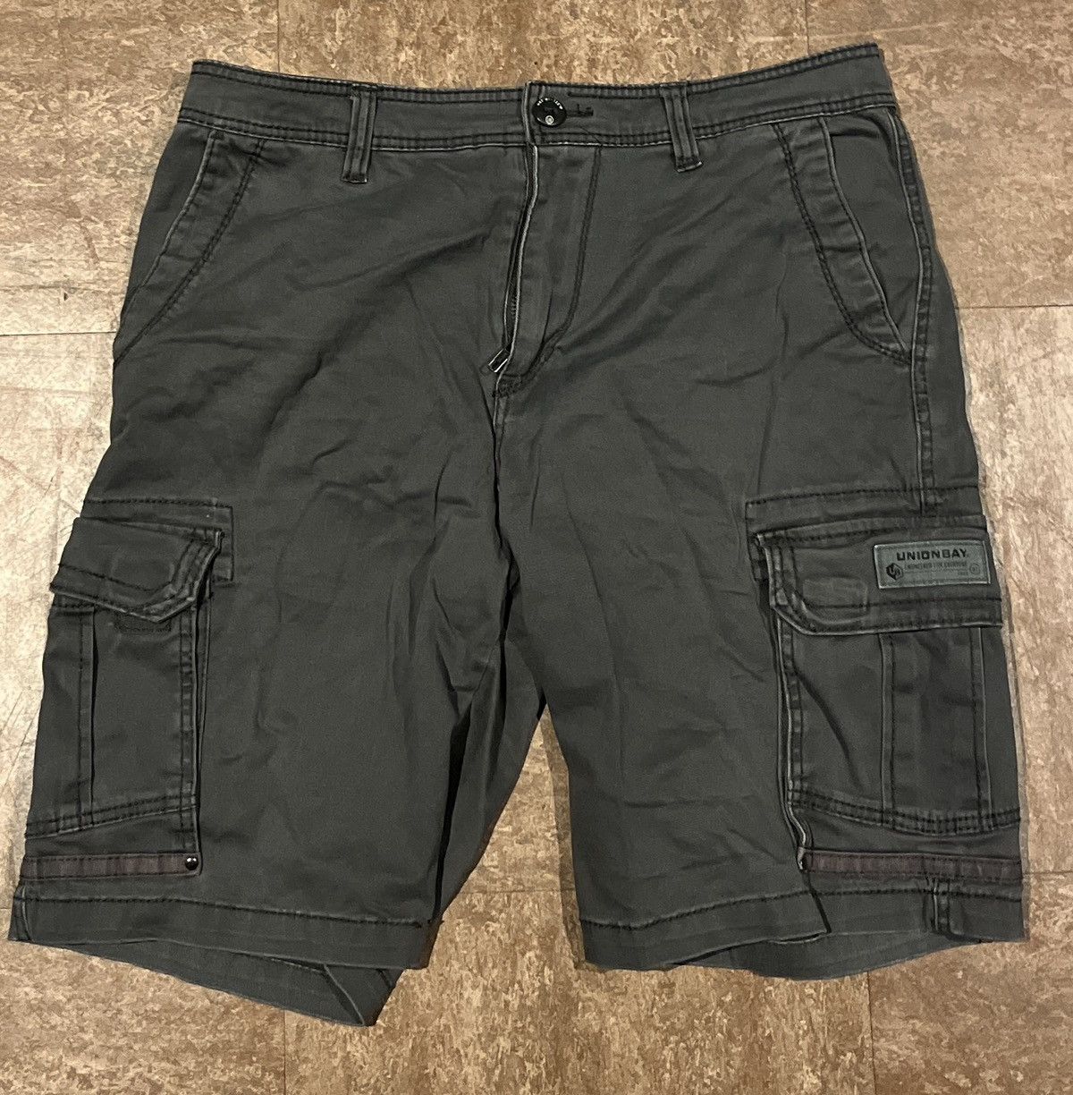 UNIONBAY Grey Shorts Size US 34 / EU 50 - 1 Thumbnail