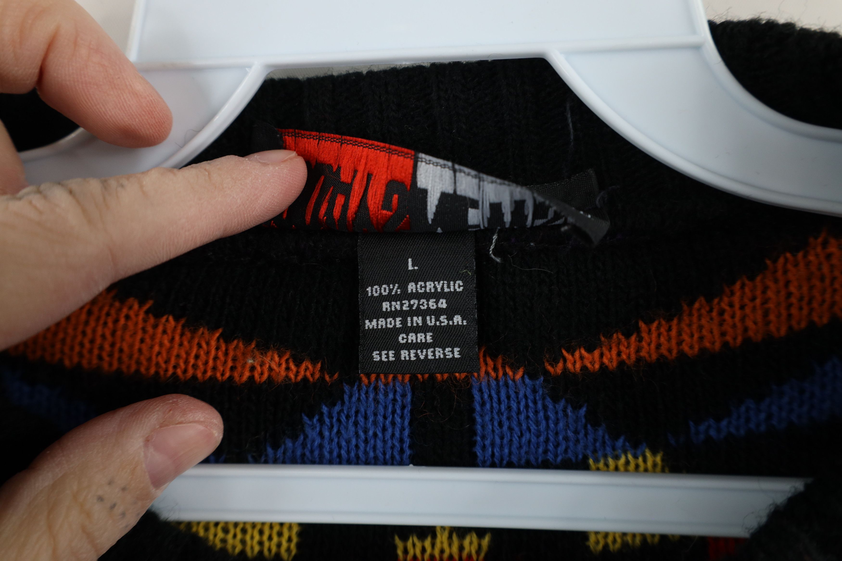 Vintage Vintage 90s Streetwear Rainbow Southwestern Knit Sweater USA Size US L / EU 52-54 / 3 - 6 Thumbnail
