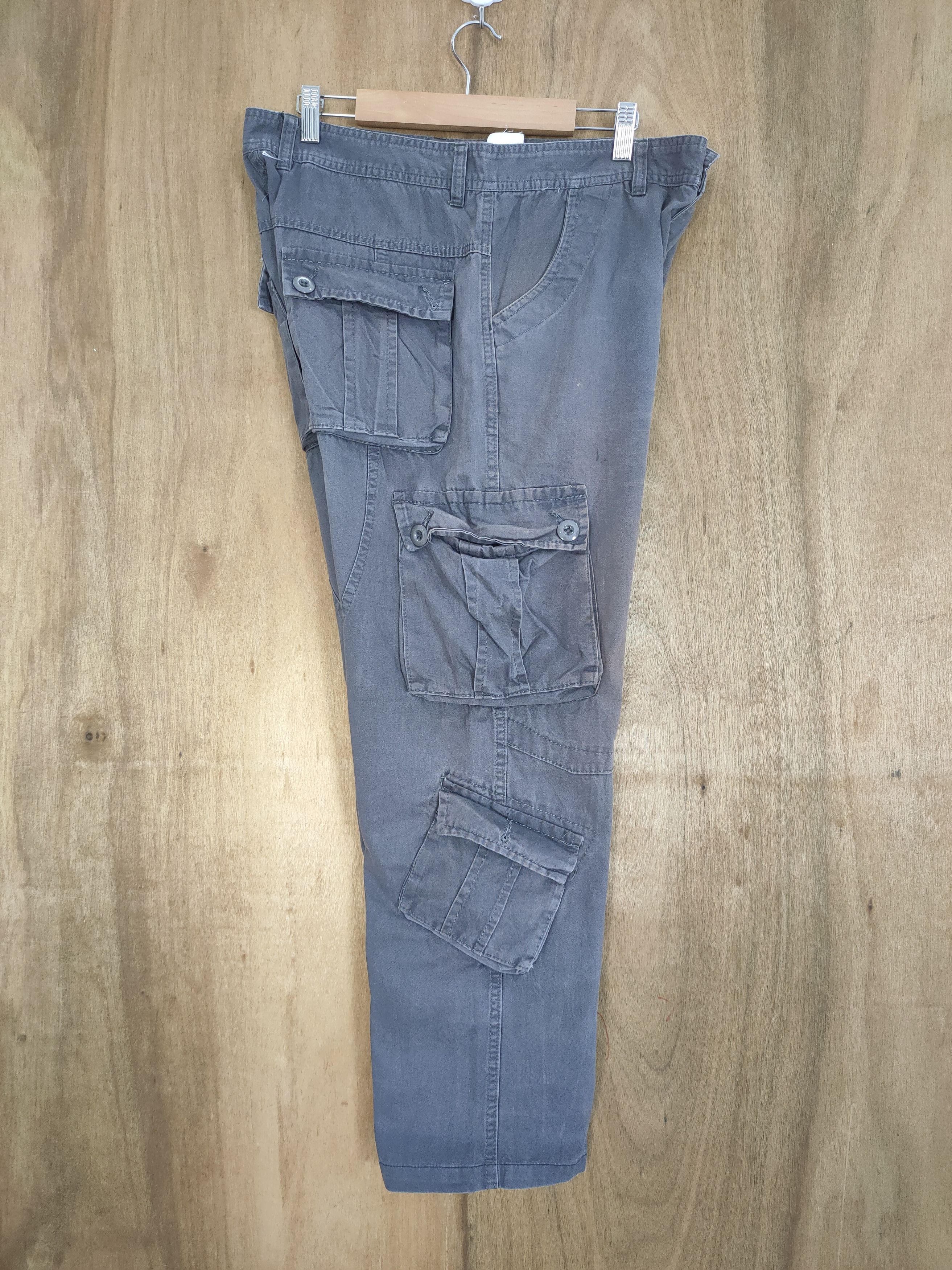 Japanese Brand VINTAGE JAPANESE BRAND FADED GREY CARGO PANTS Size US 34 / EU 50 - 10 Thumbnail