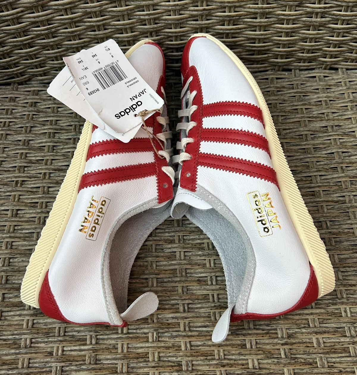 Adidas adidas Originals Japan White Power Red Low-Top Trainers Size US 6.5 / EU 39-40 - 4 Thumbnail