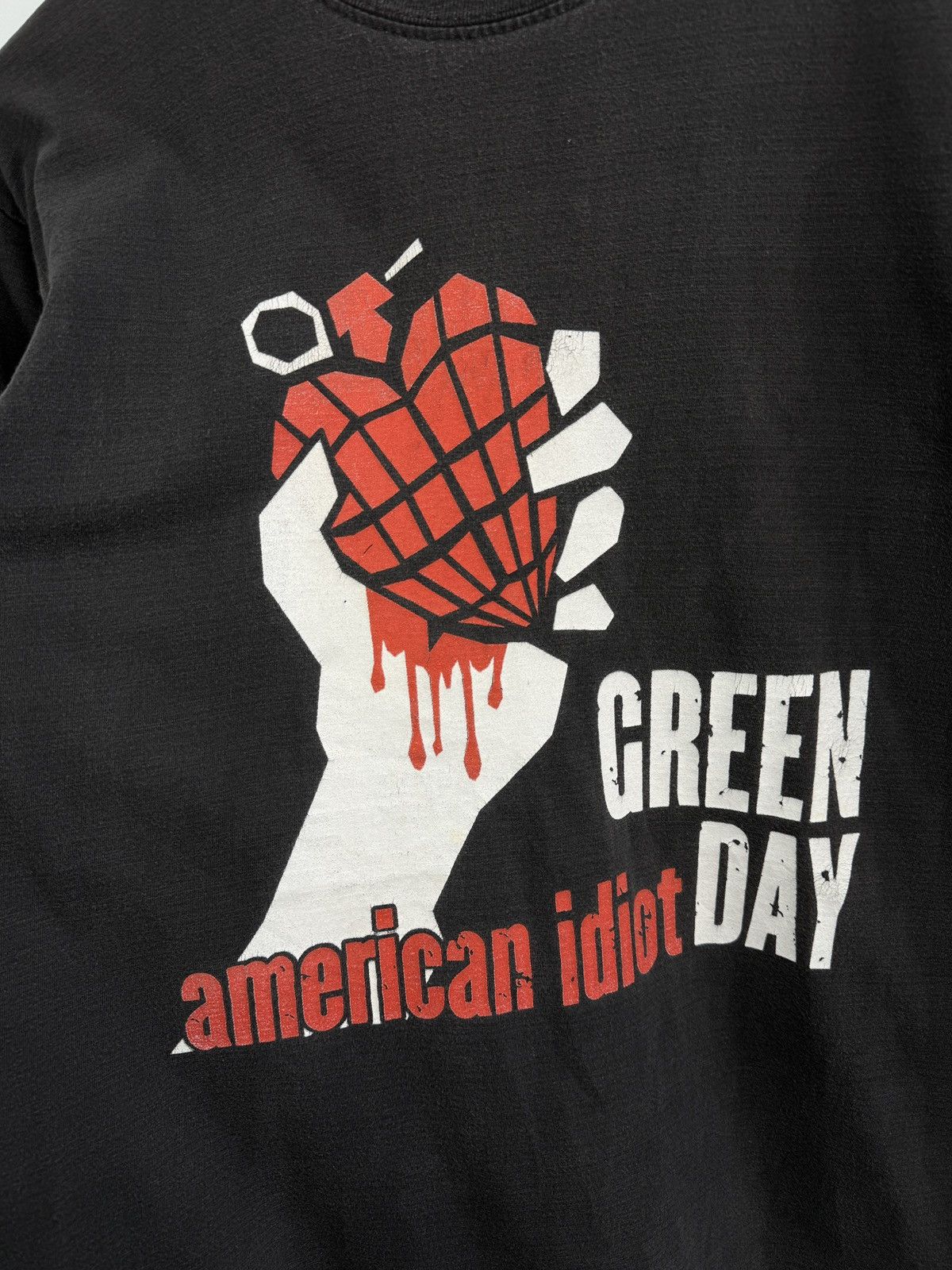 Band Tees 🇺🇸 Vintage Y2K Green Day American Idiot T-Shirt Rare Retro Size US M / EU 48-50 / 2 - 5 Thumbnail