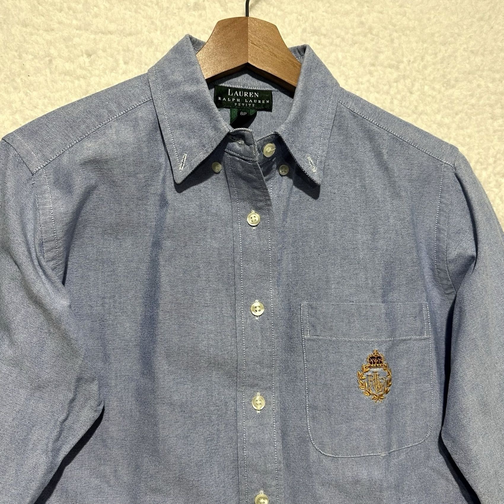 Ralph Lauren VINTAGE Lauren Ralph Lauren Crest Chambray Button-Up Shirt Women’s Size 8P Blue Size M / US 6-8 / IT 42-44 - 4 Thumbnail