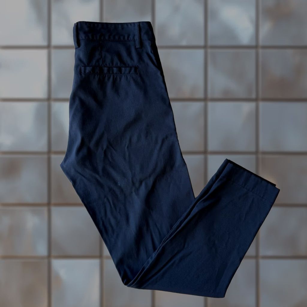 Outlier Outlier Pants 30 Gray Bomb Dungarees Outdoors Workwear Utility Golf Colorado Pants Mens 30 Gray Dungarees Khakis Casual Workwear Outdoor Athletic Size US 30 / EU 46 - 1 Thumbnail
