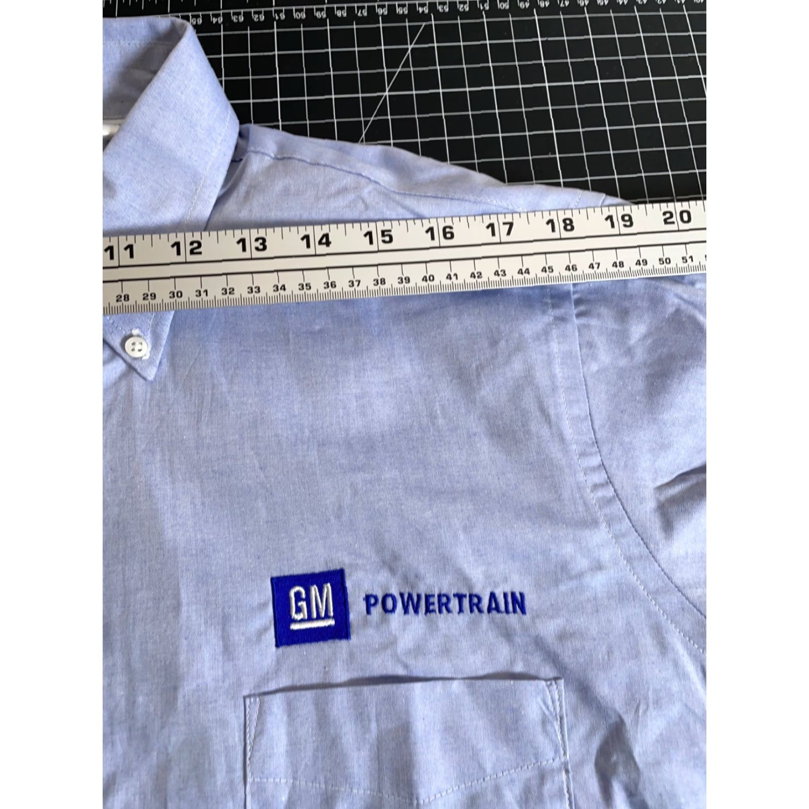 Vintage VINTAGE Edwards GM Powertrain Work Shirt Men Large Blue Oxford Embroidered 90s Grunge Heavyweight Size US L / EU 52-54 / 3 - 7 Thumbnail