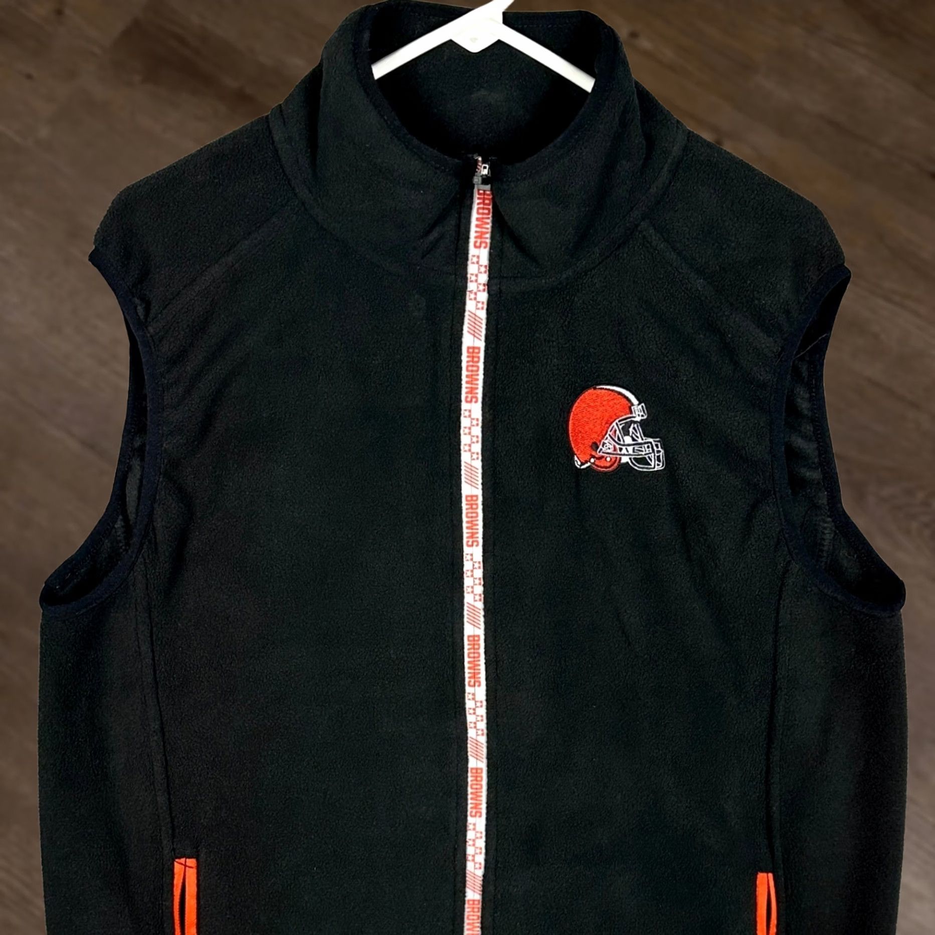 NFL NFL Team Apparel Fleece Vest Mens M Black Full Zip Cleveland Browns Size US M / EU 48-50 / 2 - 1 Thumbnail
