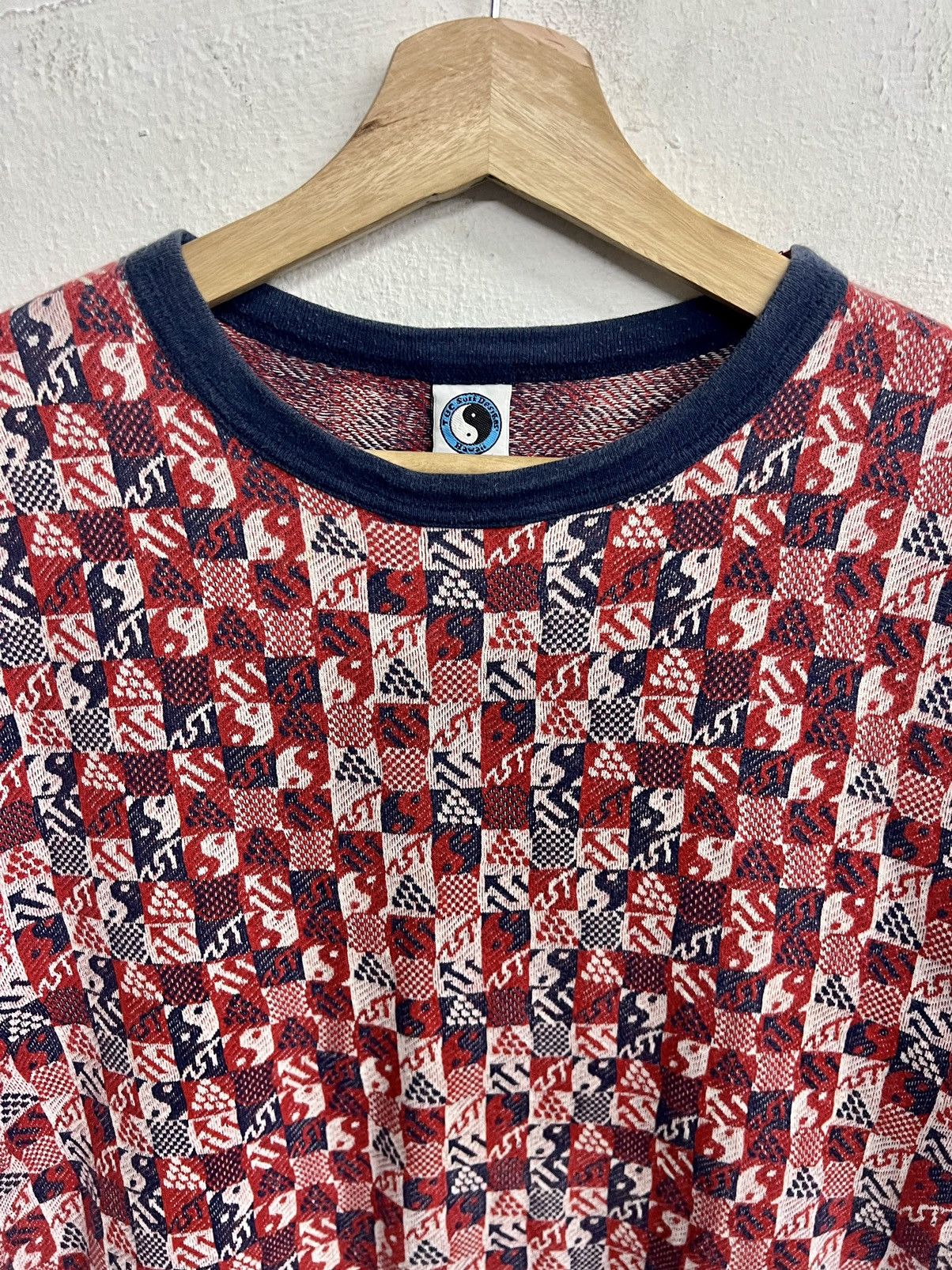 Vintage Rare Vintage Y2K T&C Surf Designs Monogram Hawaii AOP Size US M / EU 48-50 / 2 - 7 Thumbnail