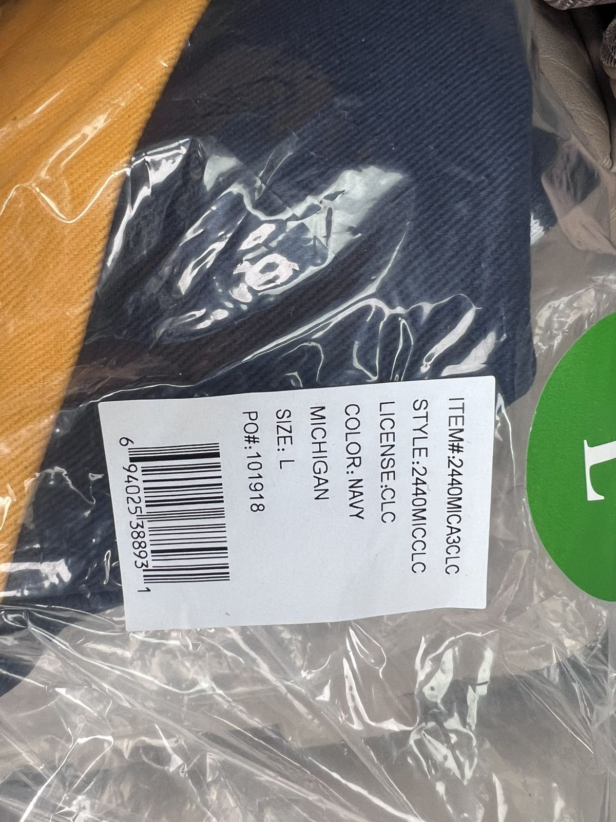 NCAA Michigan Wolverines Champions Franchise Club Bomber Size US L / EU 52-54 / 3 - 19 Thumbnail