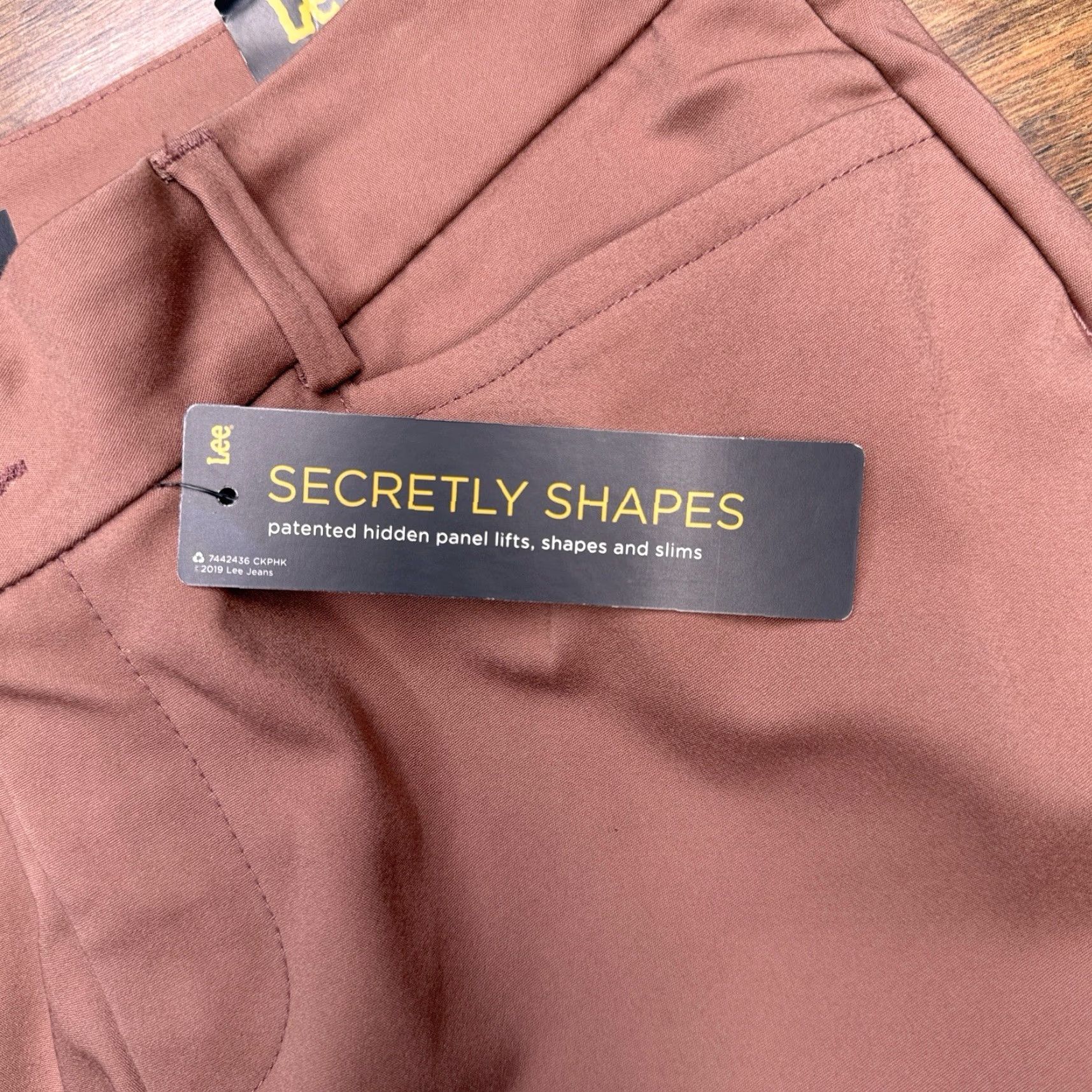 Lee Lee Regular Fit Straight Leg Pants 10P Petite Cognac Mid Rise Stretch Workwear Casual Travel Women's Pants Size 32" / US 10 / IT 46 - 5 Thumbnail