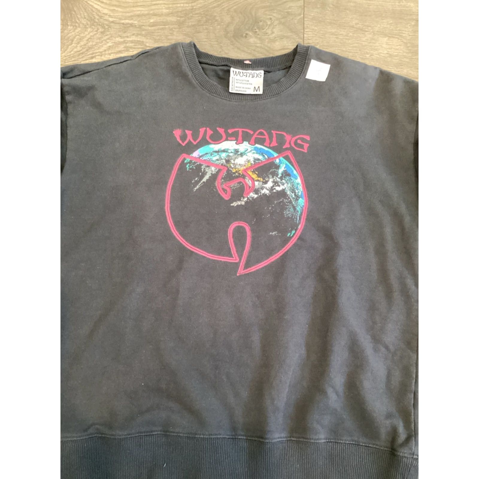 Vintage Wu-Tang Clan Earth Logo Sweatshirt Black Medium Unisex Hip Hop Graphic Pullover Long Sleeve Size US M / EU 48-50 / 2 - 2 Thumbnail