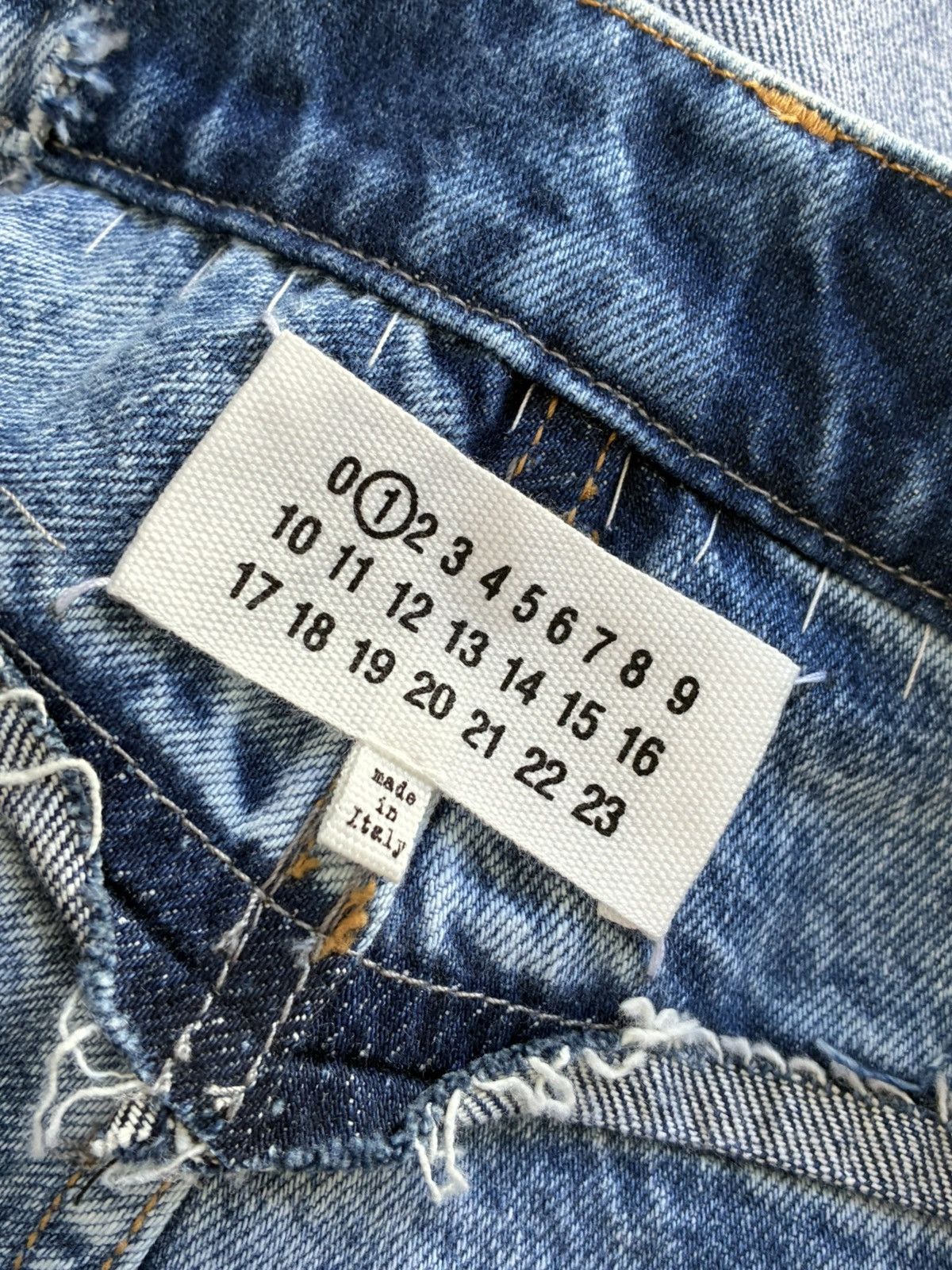 Maison Margiela Blue Recycled Spliced Jeans Size 26" / US 2 / IT 38 - 2 Thumbnail