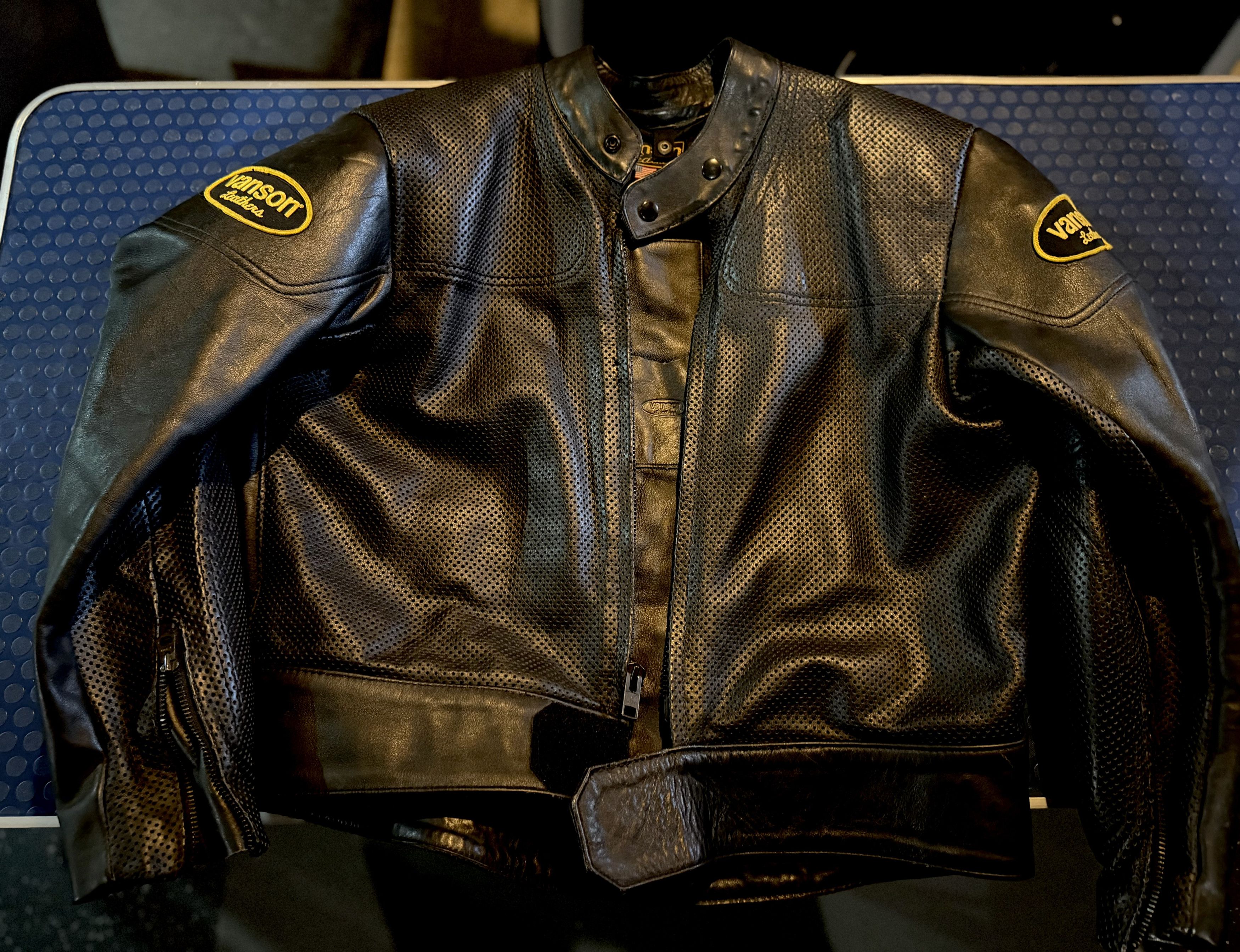 Vanson Leathers Vintage Perforated Vanson Manx 46 NICE! Size US XL / EU 56 / 4 - 3 Thumbnail
