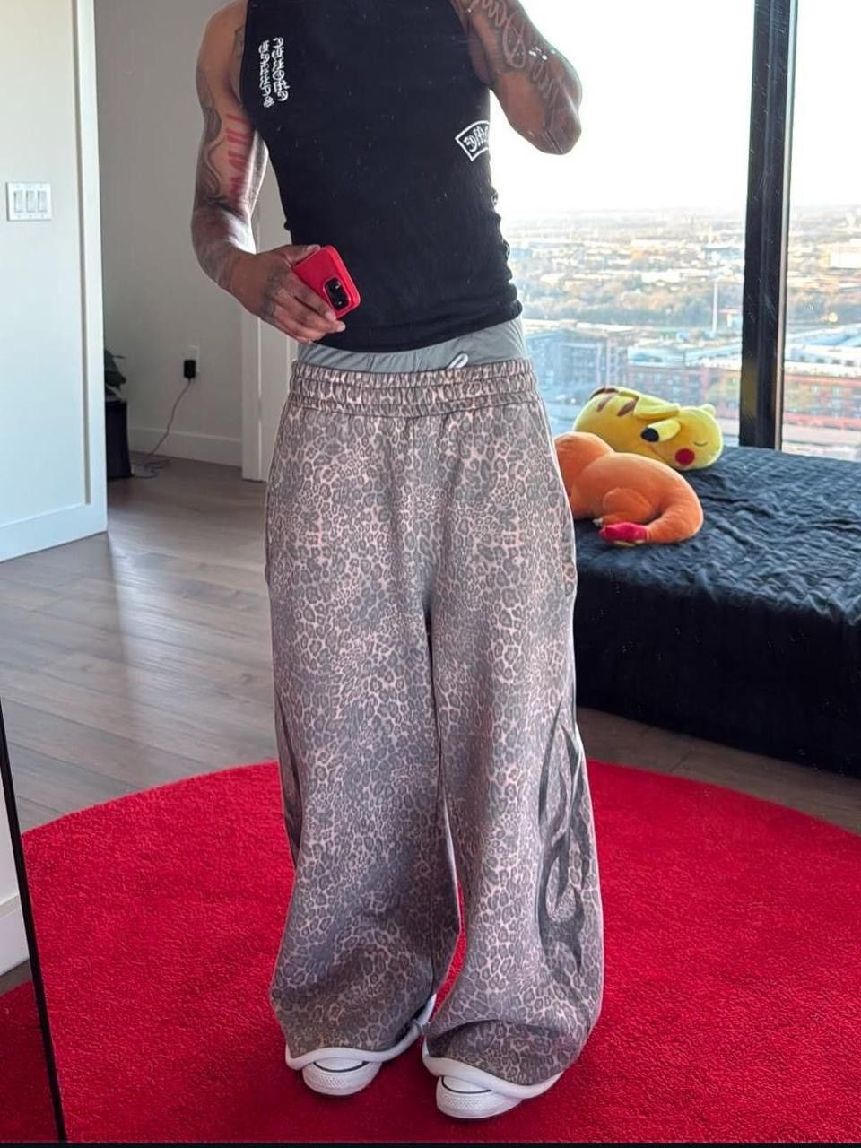 Other End Days Leopard Sweats Size US 30 / EU 46 - 2 Thumbnail