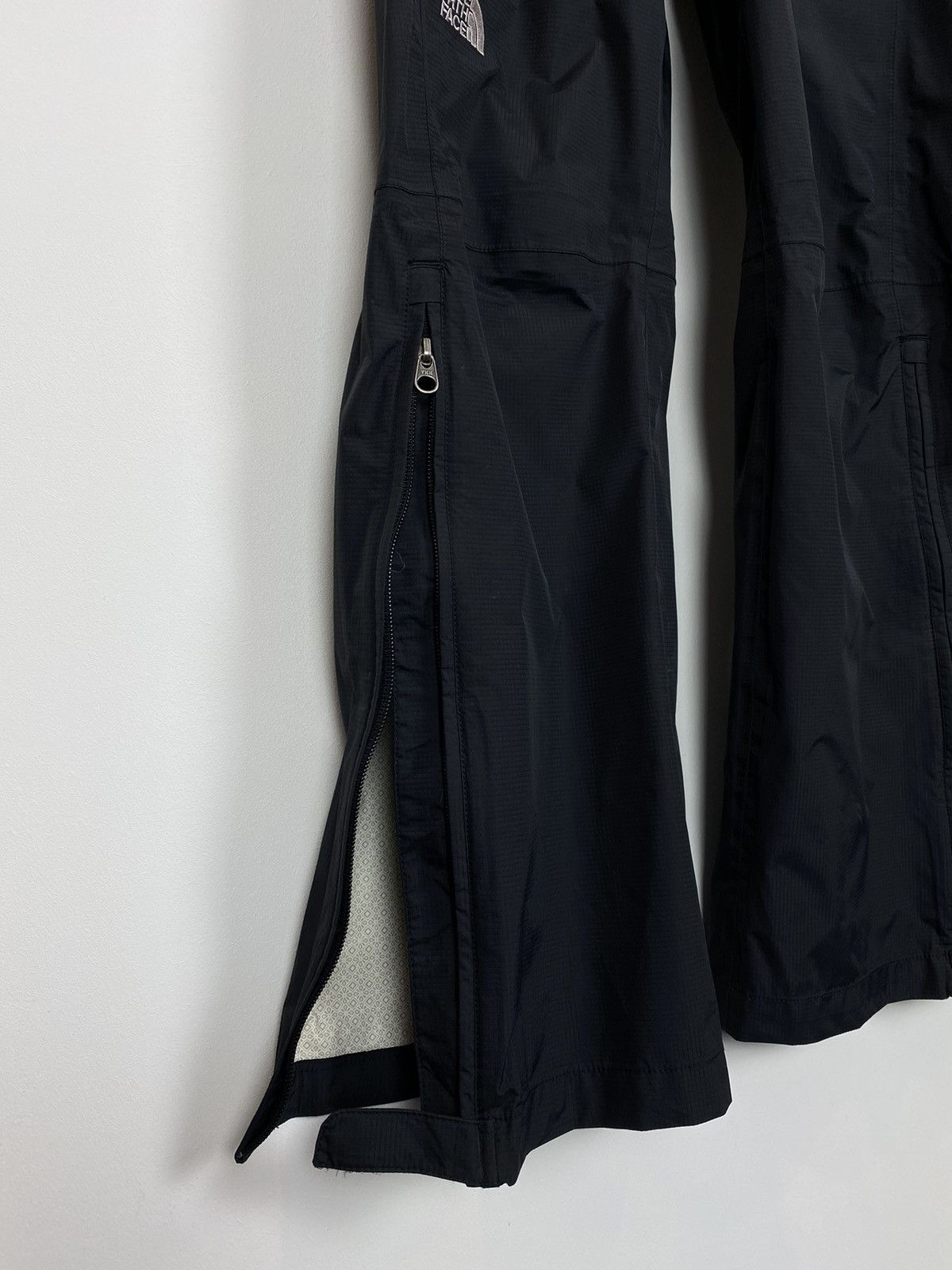 The North Face The North Face HyVent 2.5L Hiking Pants Women’s Size S Black Size 26" / US 2 / IT 38 - 5 Thumbnail