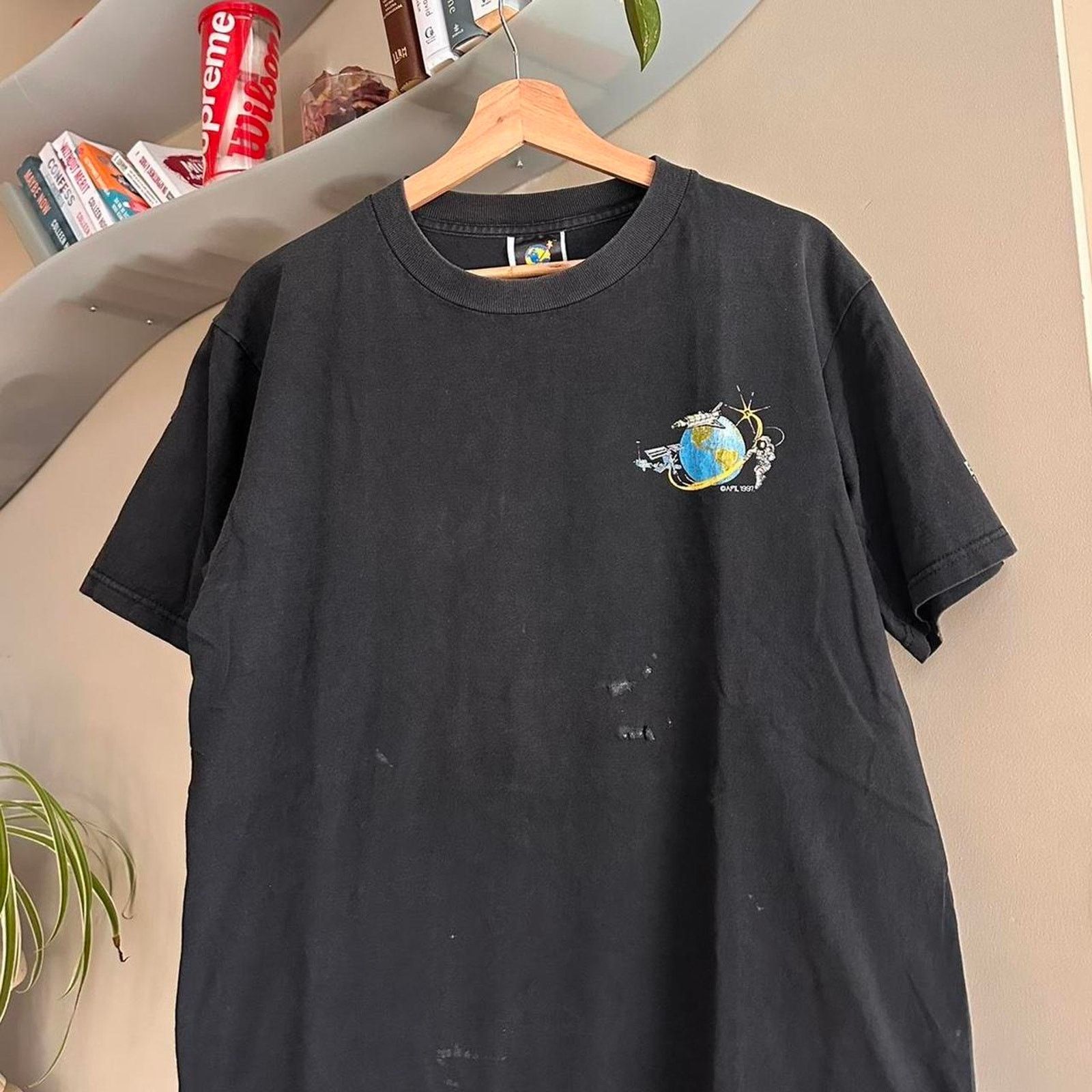Vintage Vintage Kennedy Space Center Moon Landing Shirt Size US M / EU 48-50 / 2 - 5 Thumbnail