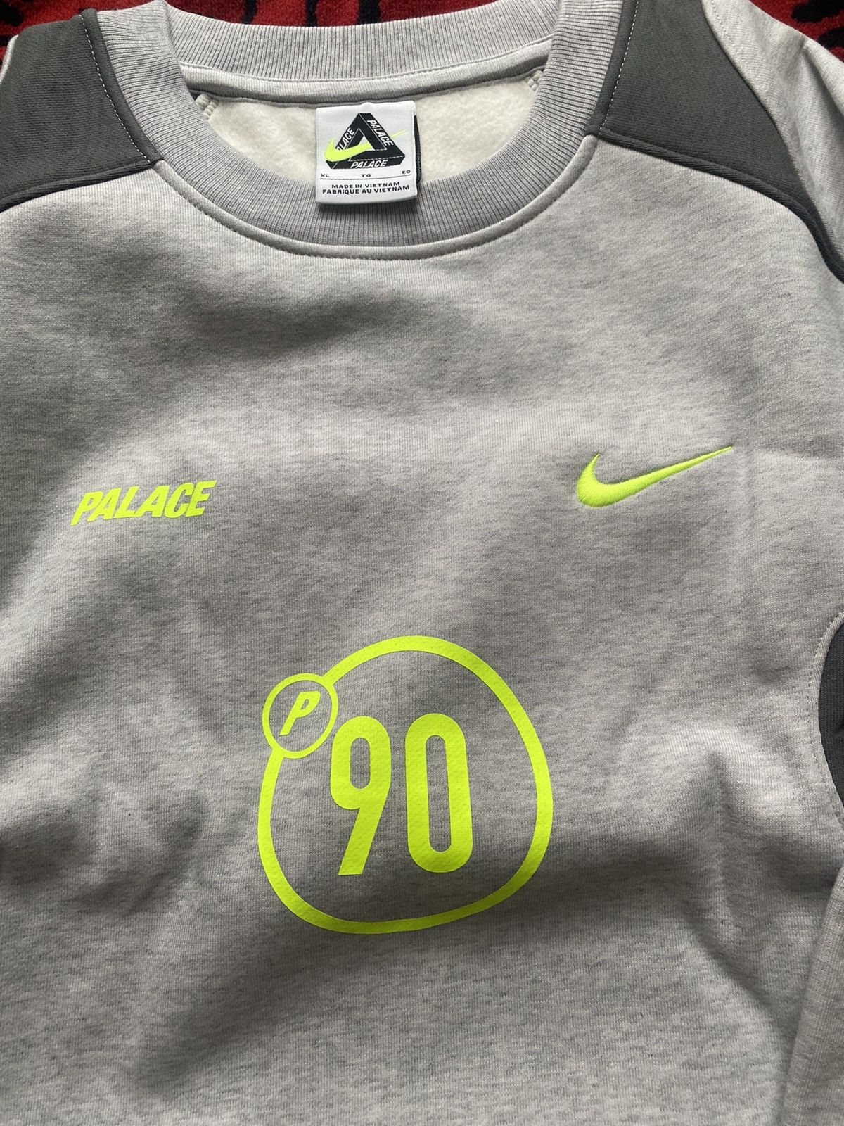 Palace Palace Nike Total P90 Crew XL Size US XL / EU 56 / 4 - 4 Thumbnail