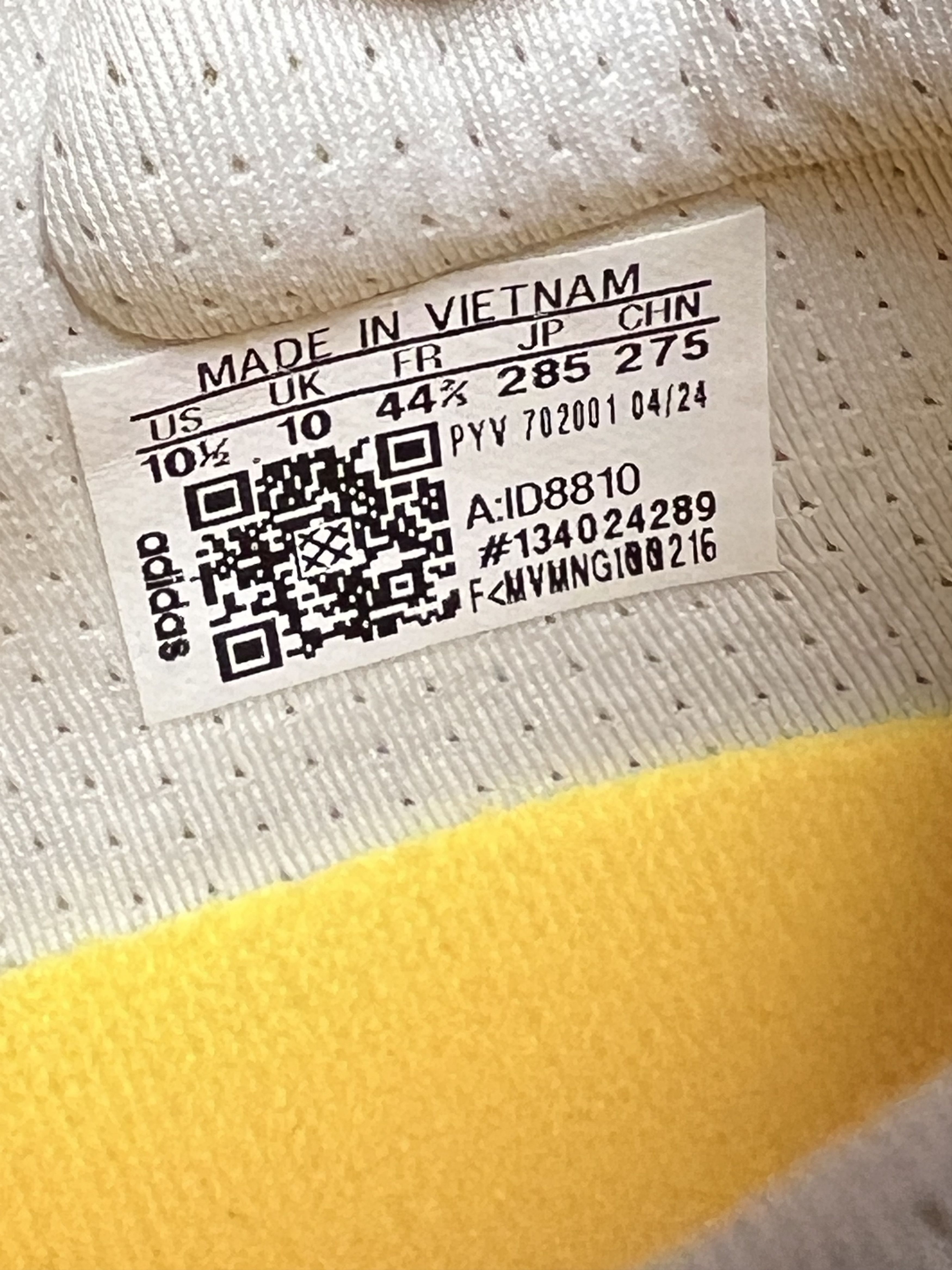 Adidas Adidas UltraBoost 5 Men's Running Shoes Size US 10.5 / EU 43-44 - 19 Thumbnail