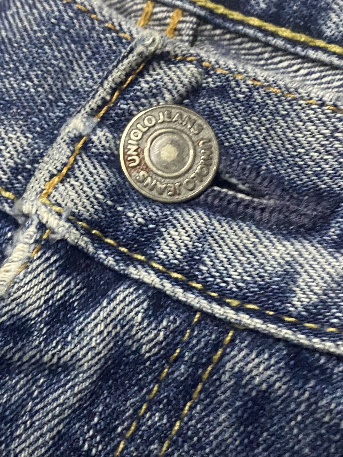 Japanese Brand Vintage Uniqlo S-002 Faded Wash Distressed Loose Jeans Size US 30 / EU 46 - 9 Thumbnail
