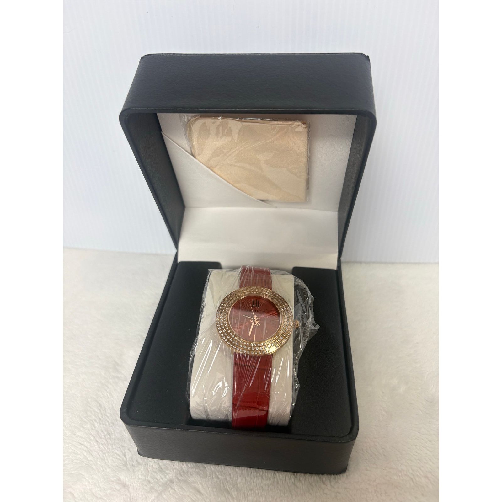 NWT Stunning Kabifan Moissanite Watch in Red